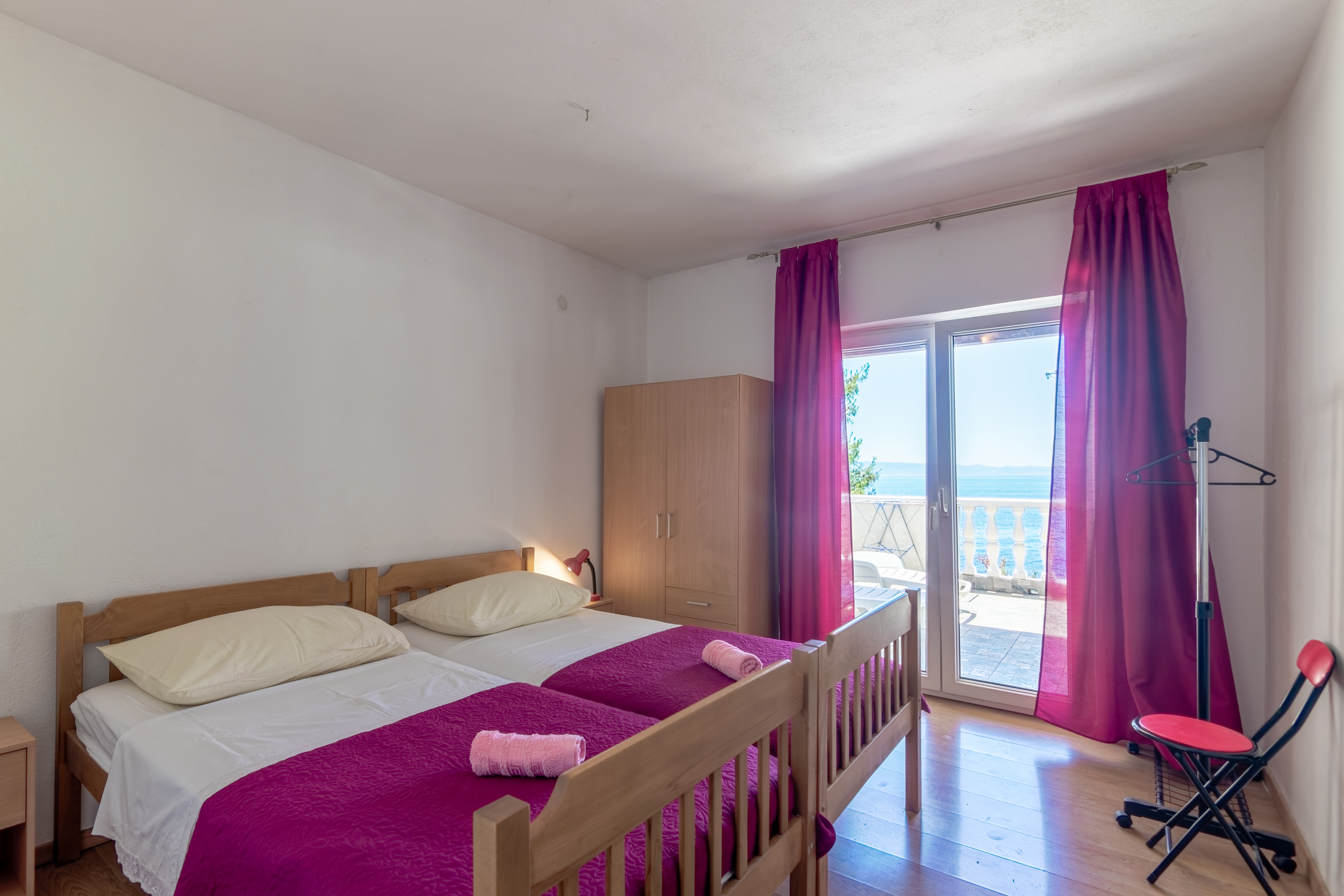 Four bedroom apartment near beach Cove Torac, Hvar  A-a