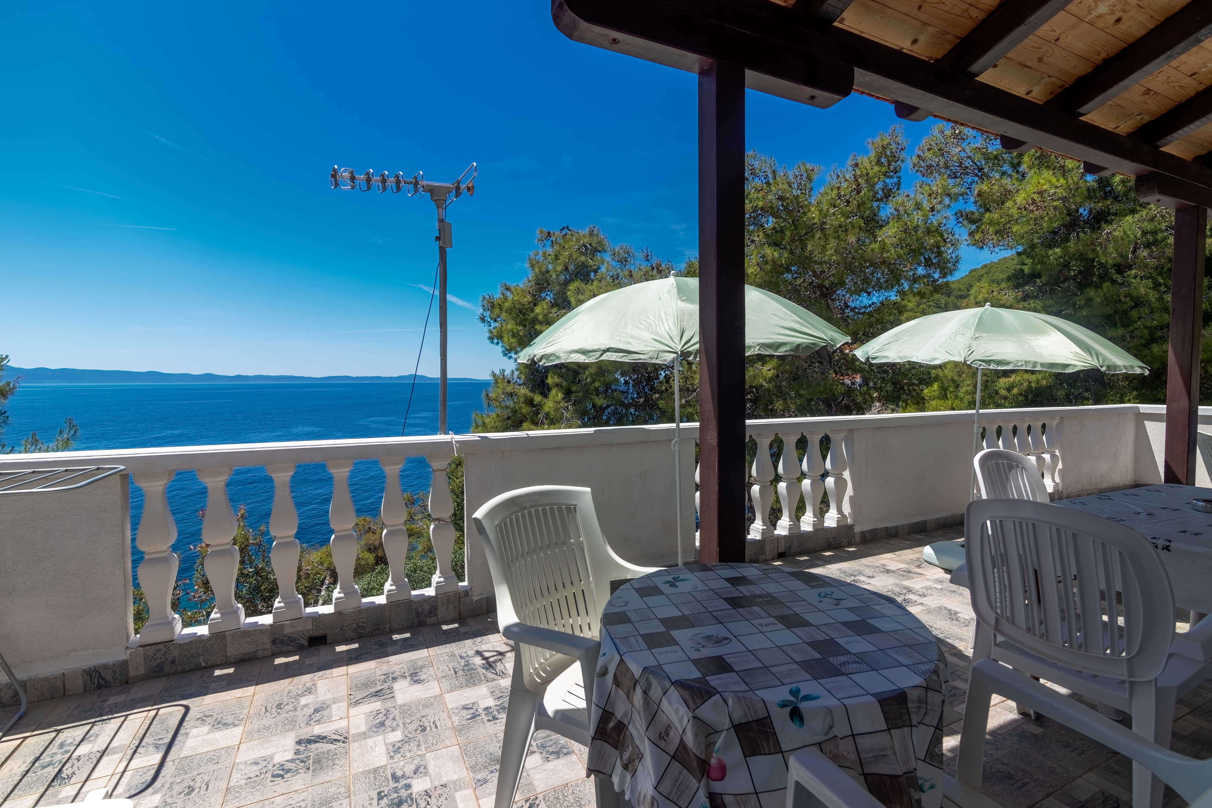 Four bedroom apartment near beach Cove Torac, Hvar  A-a
