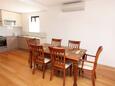 Dining room Bibinje, Dining room in the apartment, dopusteni kucni ljubimci i WIFI.