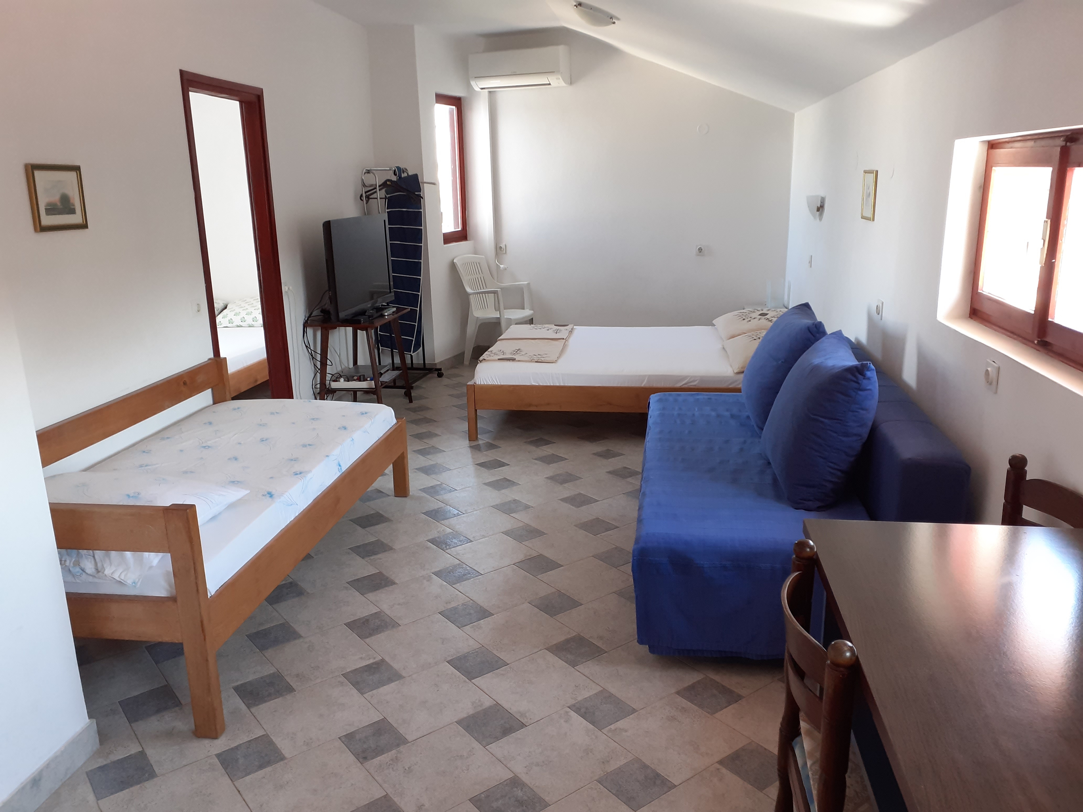 Studio flat with terrace and sea view Bibinje, Zadar (AS-5759-a)