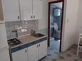 Bibinje, Kitchen in the studio-apartment, WiFi.