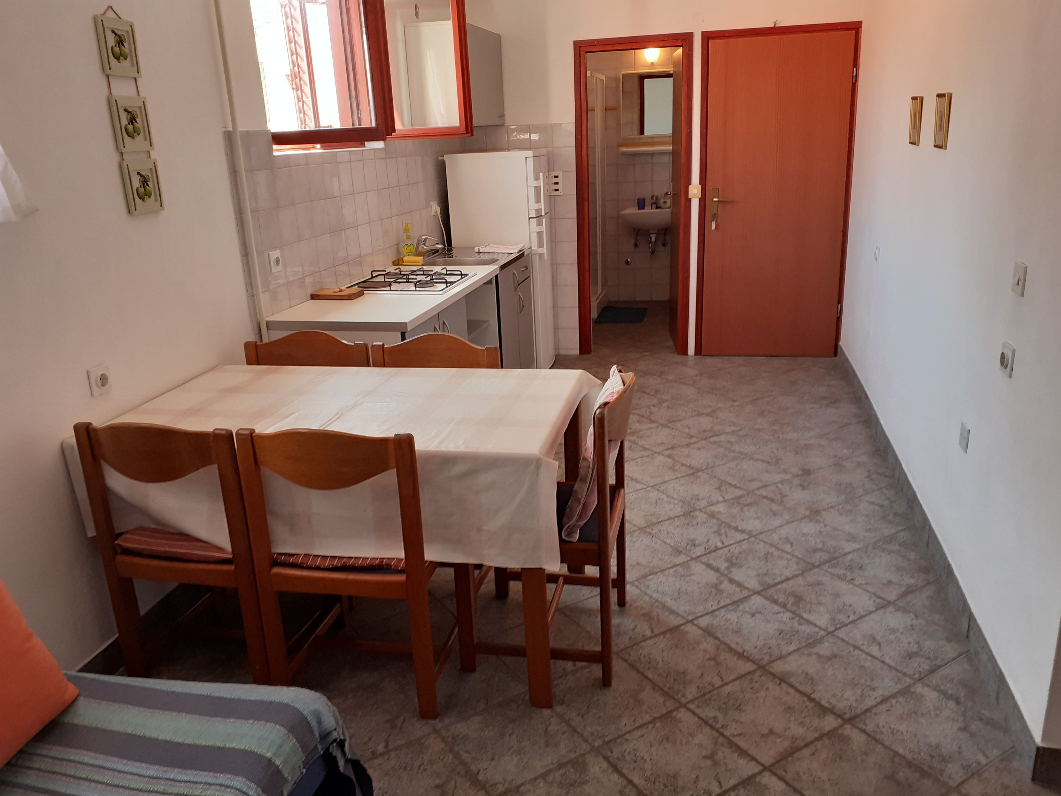 Studio flat with balcony and sea view Bibinje, Zadar (AS-5759-c)