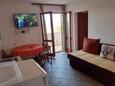 Bibinje, Jídelna v ubytování typu studio-apartment, s klimatizací a WiFi.
