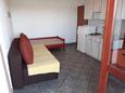 Bibinje, Obývací pokoj v ubytování typu studio-apartment, WiFi.