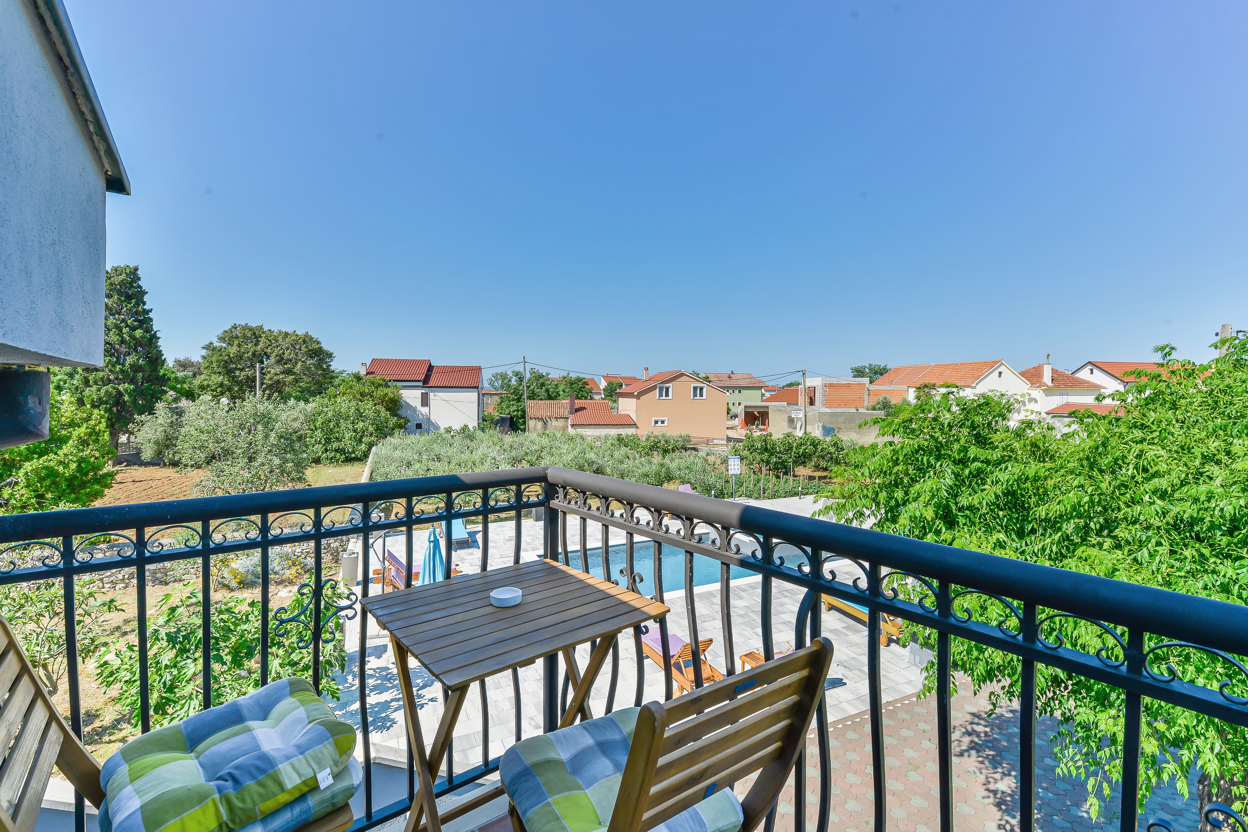 One bedroom apartment with balcony Privlaka, Zadar (A-5762-b)