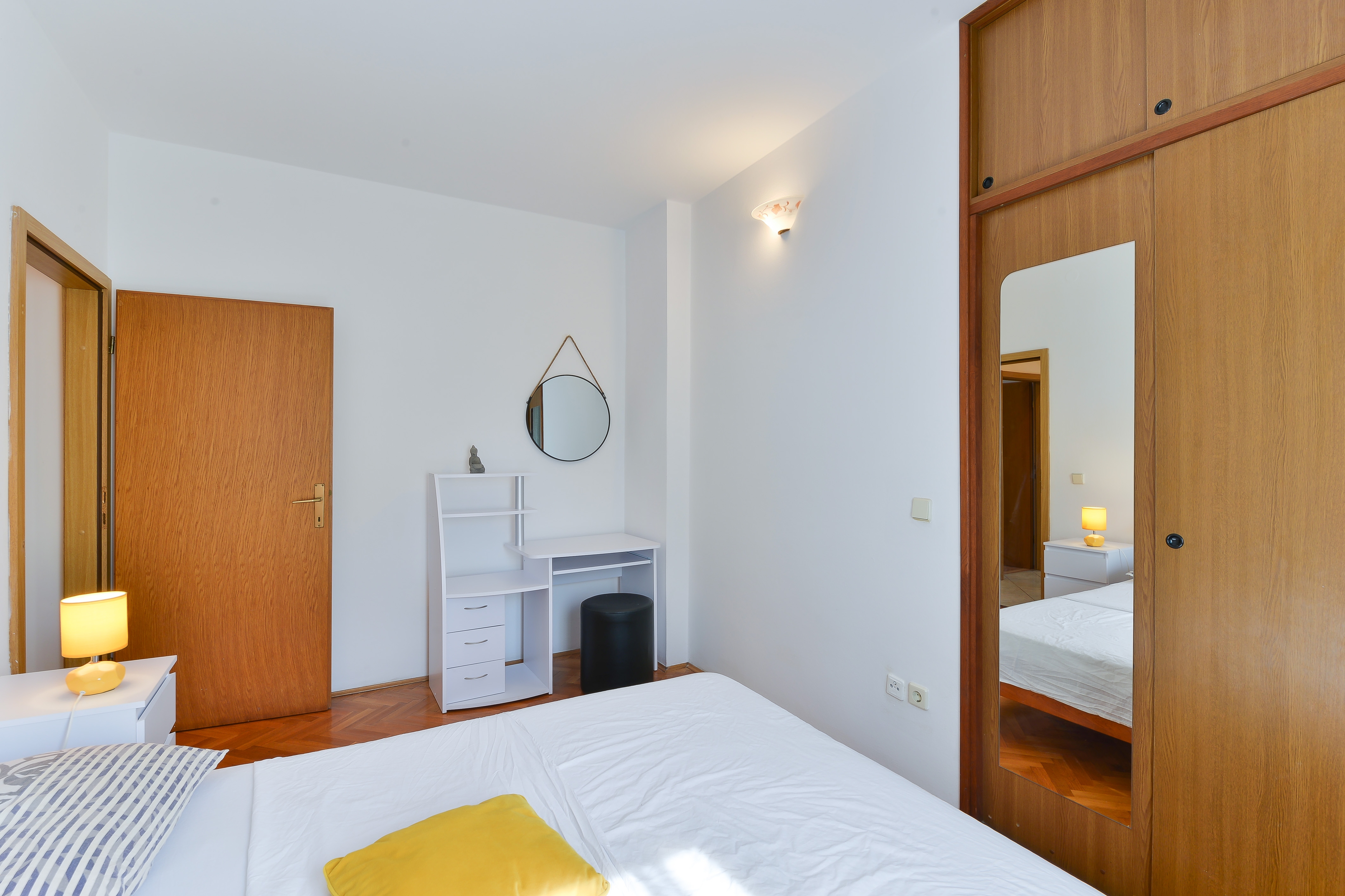 Two bedroom apartment with terrace Privlaka, Zadar  A-c