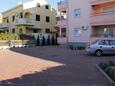 Parking lot Zadar, Zadar, Parking lot 5763 - Apartments with pebble beach.
