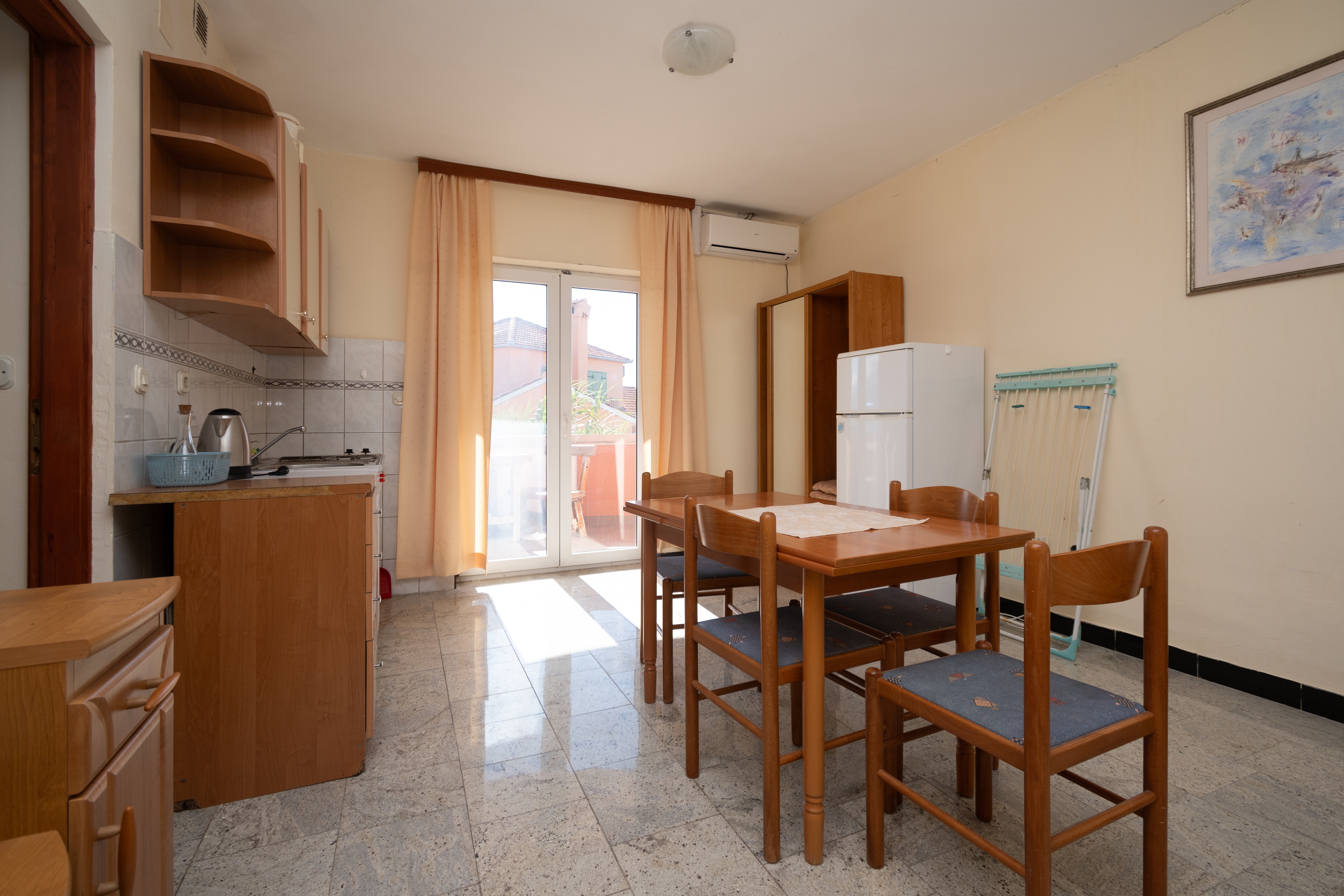 Jednosobni apartman uz plažu Ražanac, Zadar  A-d