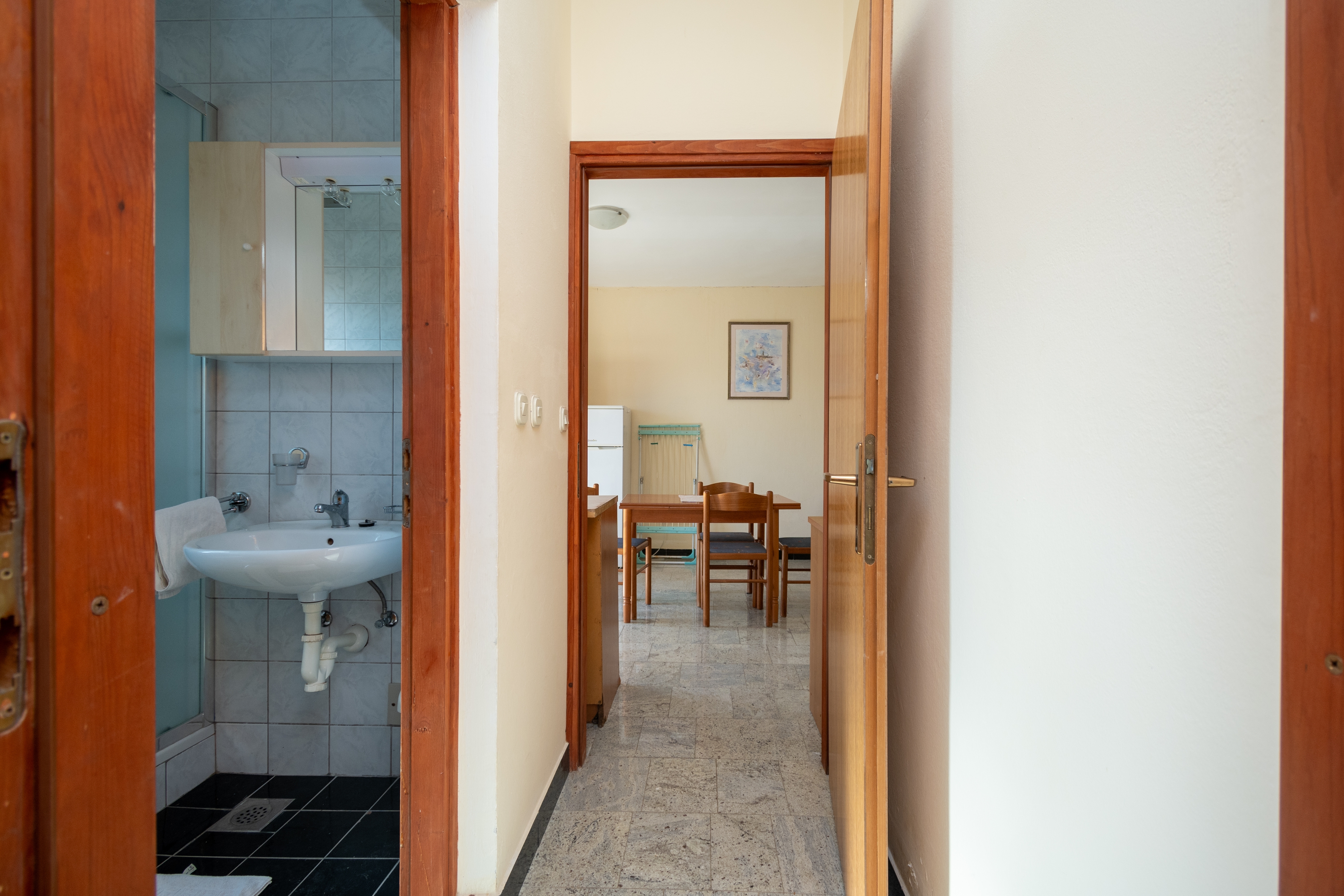 Jednosobni apartman uz plažu Ražanac, Zadar  A-d