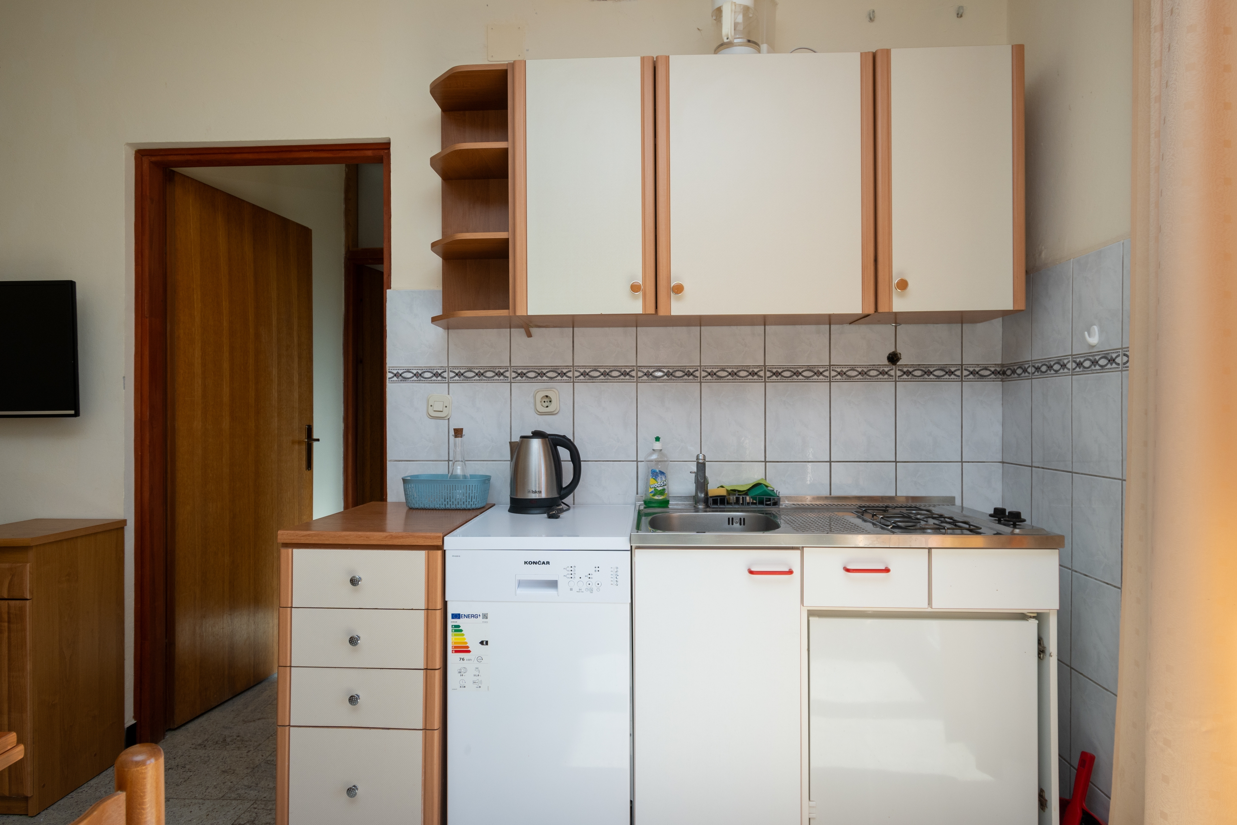 Jednosobni apartman uz plažu Ražanac, Zadar  A-d