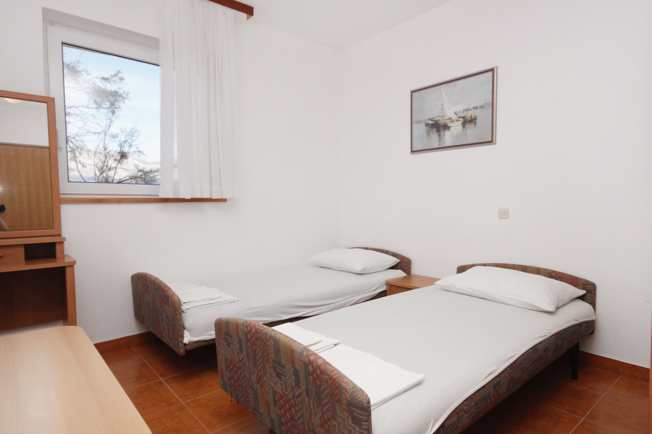 Two bedroom apartment near beach Ražanac, Zadar (A-5766-h)
