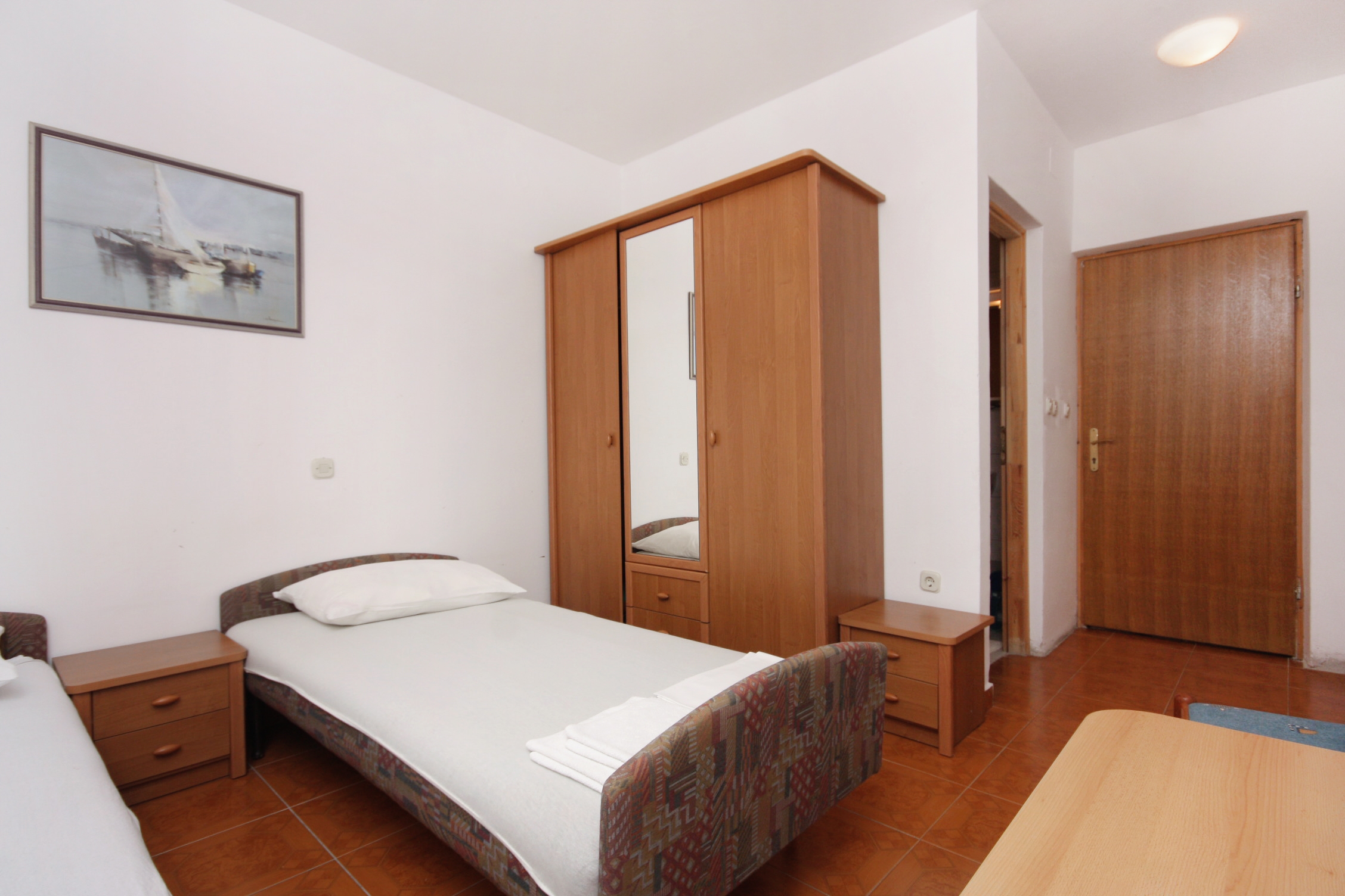 Two bedroom apartment near beach Ražanac, Zadar (A-5766-h)