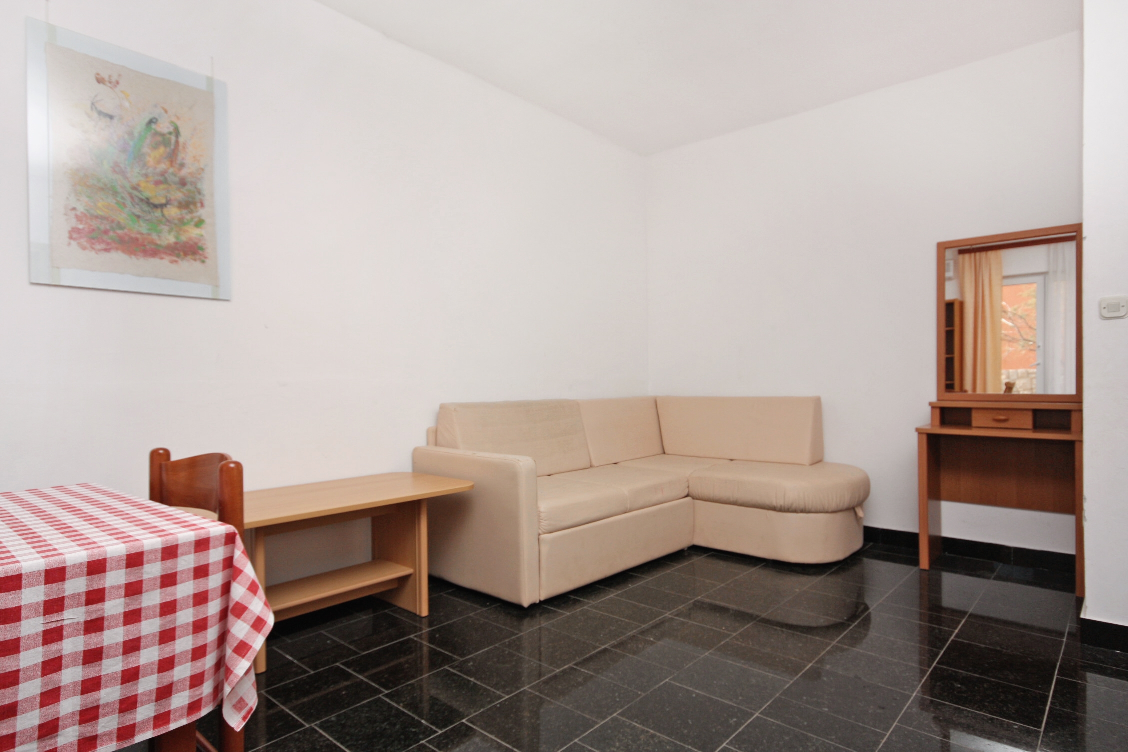 Two bedroom apartment near beach Ražanac, Zadar (A-5766-h)