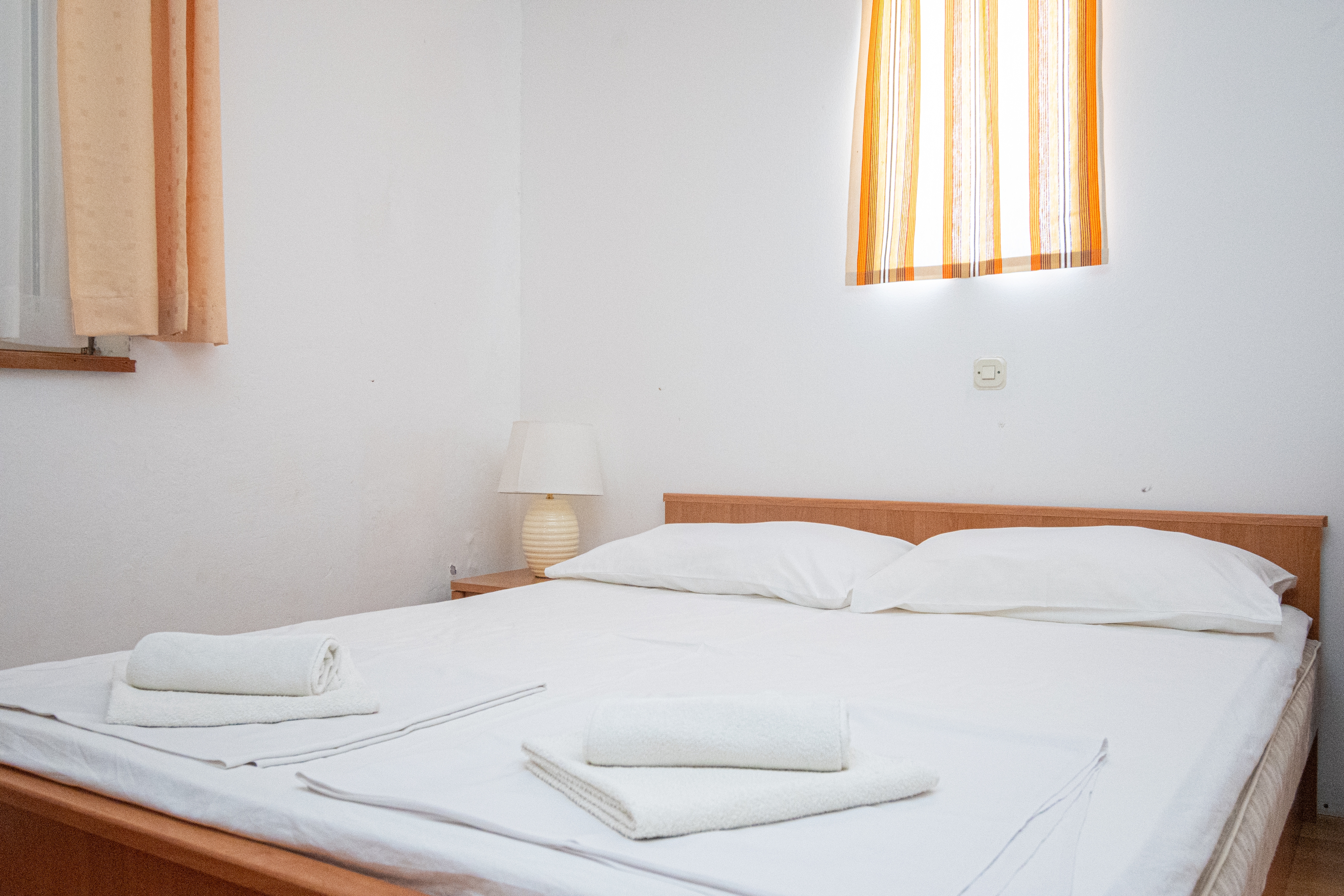 One bedroom apartment near beach Ražanac, Zadar  A-i