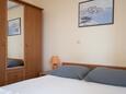Ražanac, Спальня в размещении типа studio-apartment, доступный кондиционер, Домашние животные допускаются и WiFi.