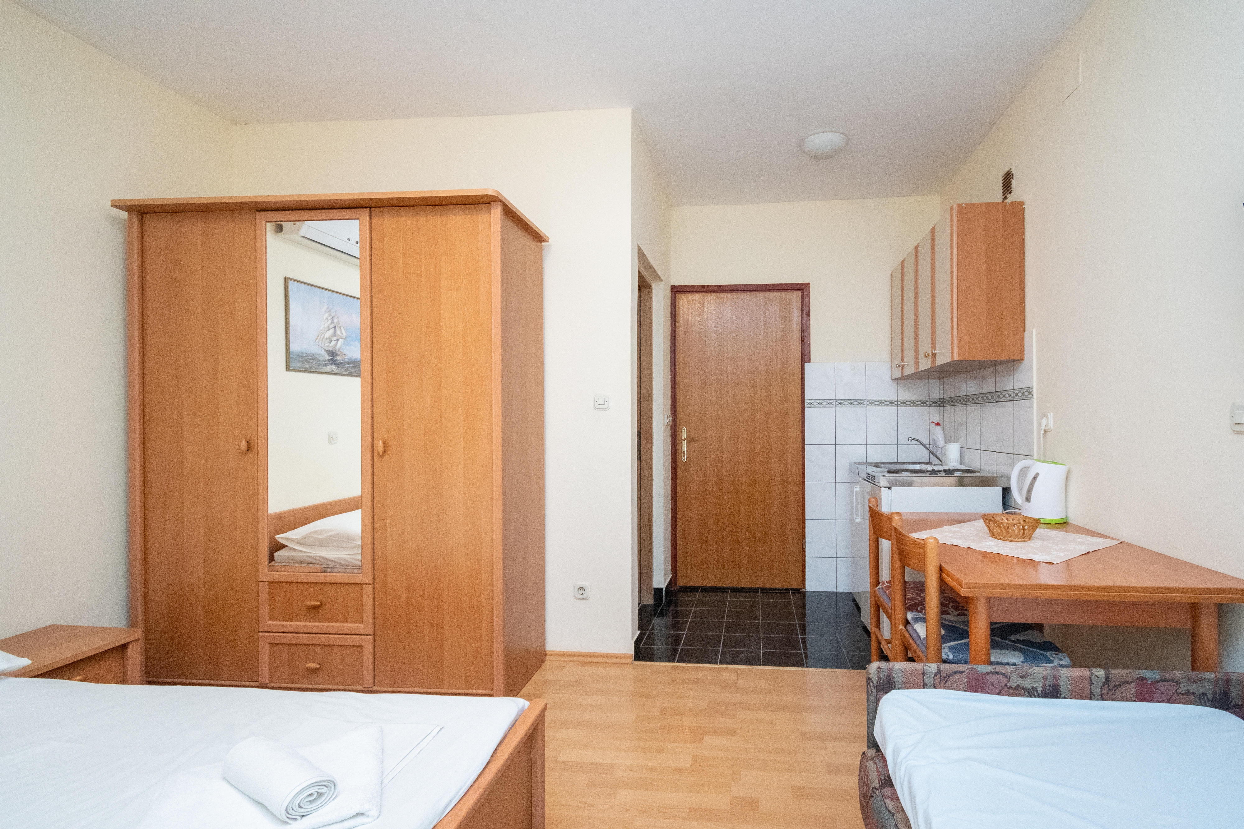 Studio apartman uz plažu Ražanac, Zadar  AS-b