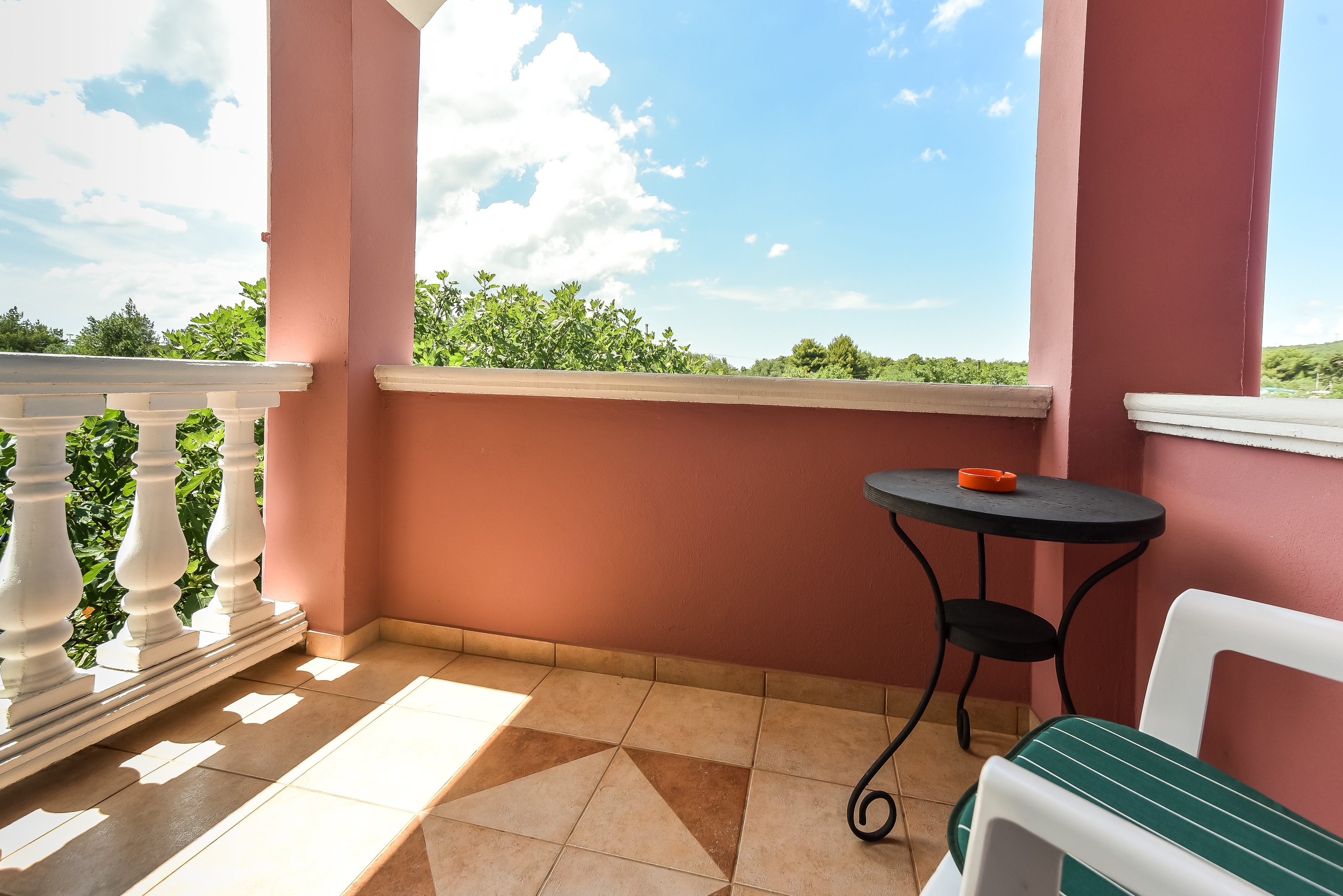Two bedroom apartment with terrace and sea view Sukošan, Zadar  A-b