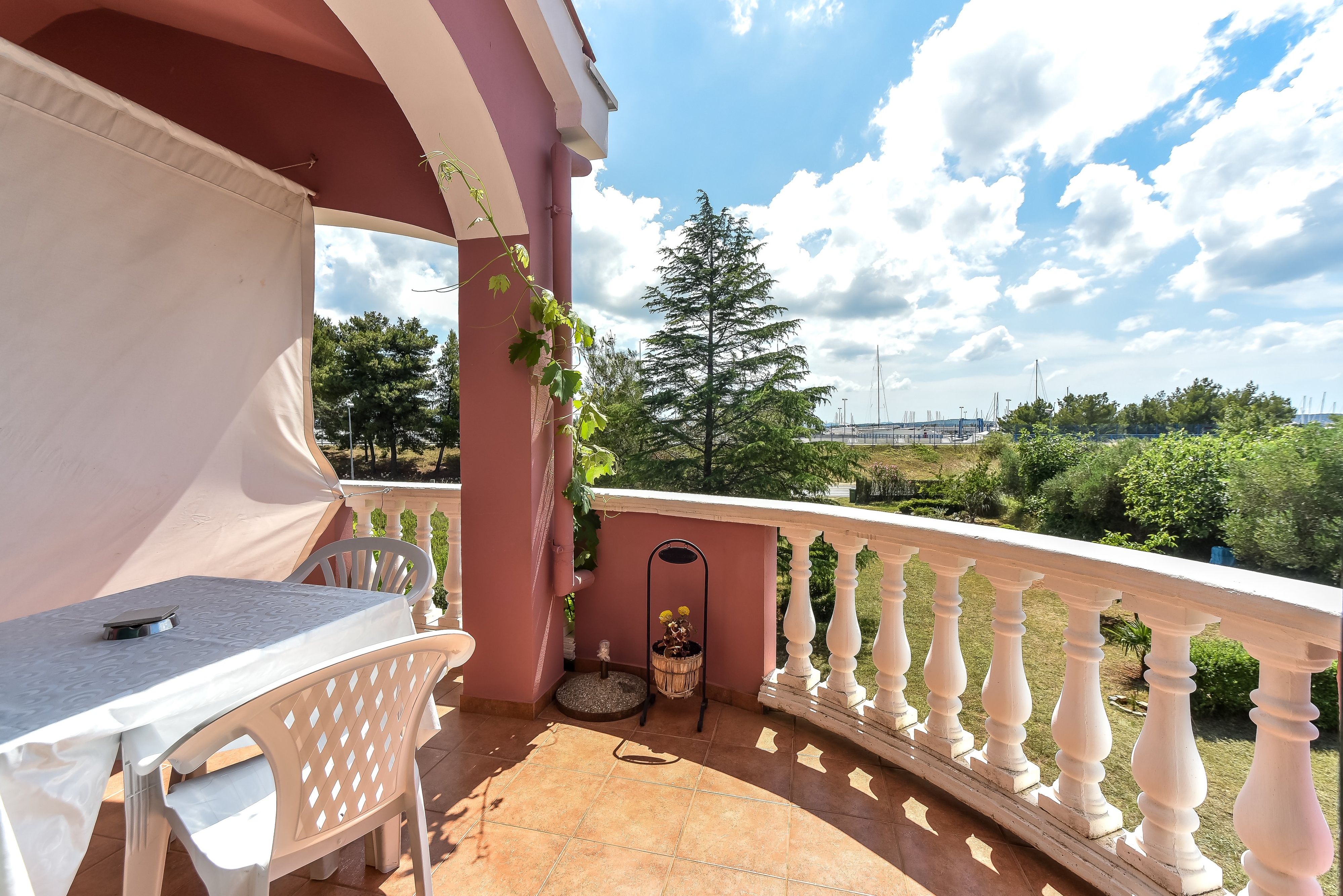 Two bedroom apartment with terrace and sea view Sukošan, Zadar  A-b