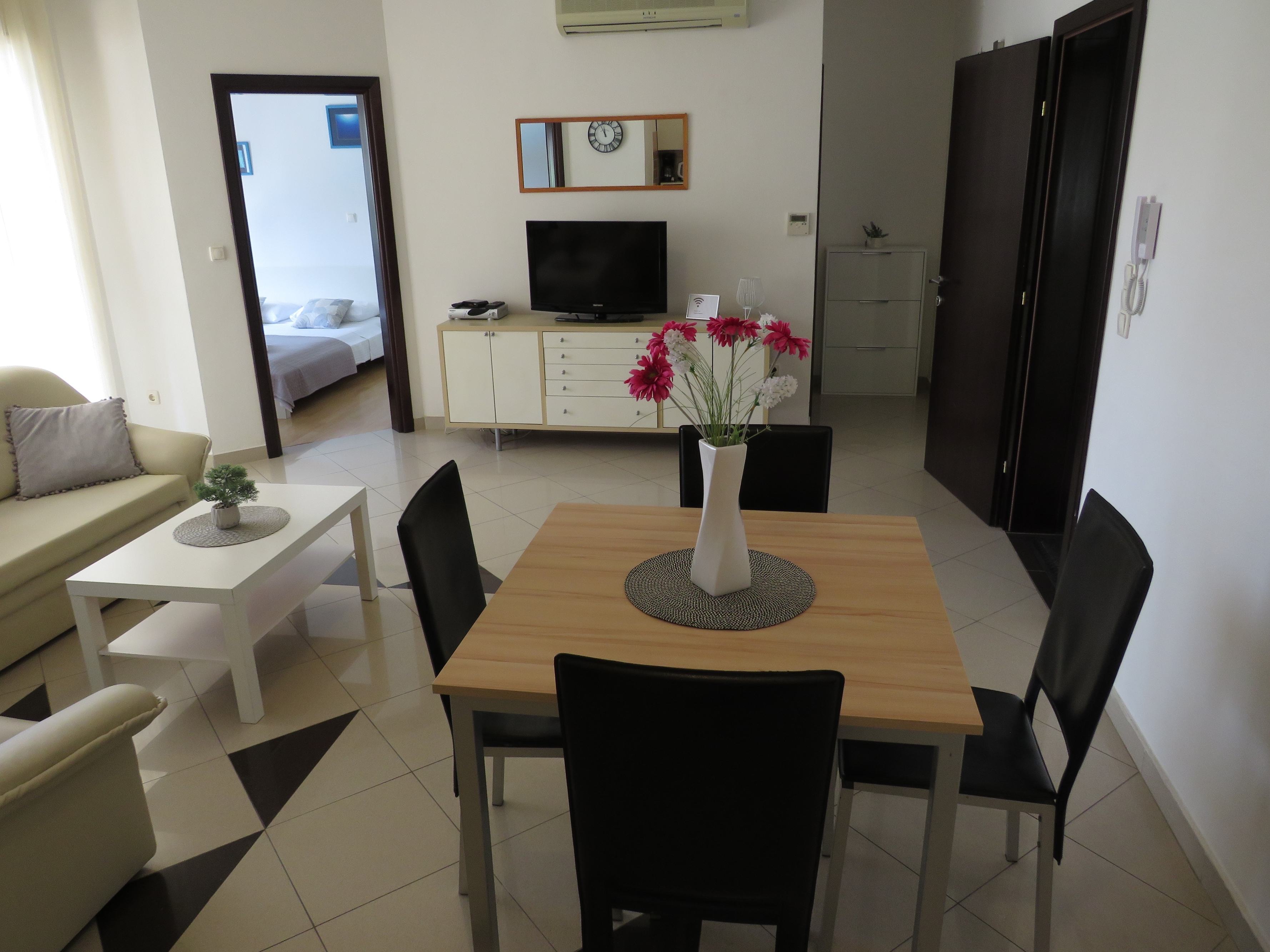 Two bedroom apartment with terrace Zadar - Diklo, Zadar (A-5774-a)