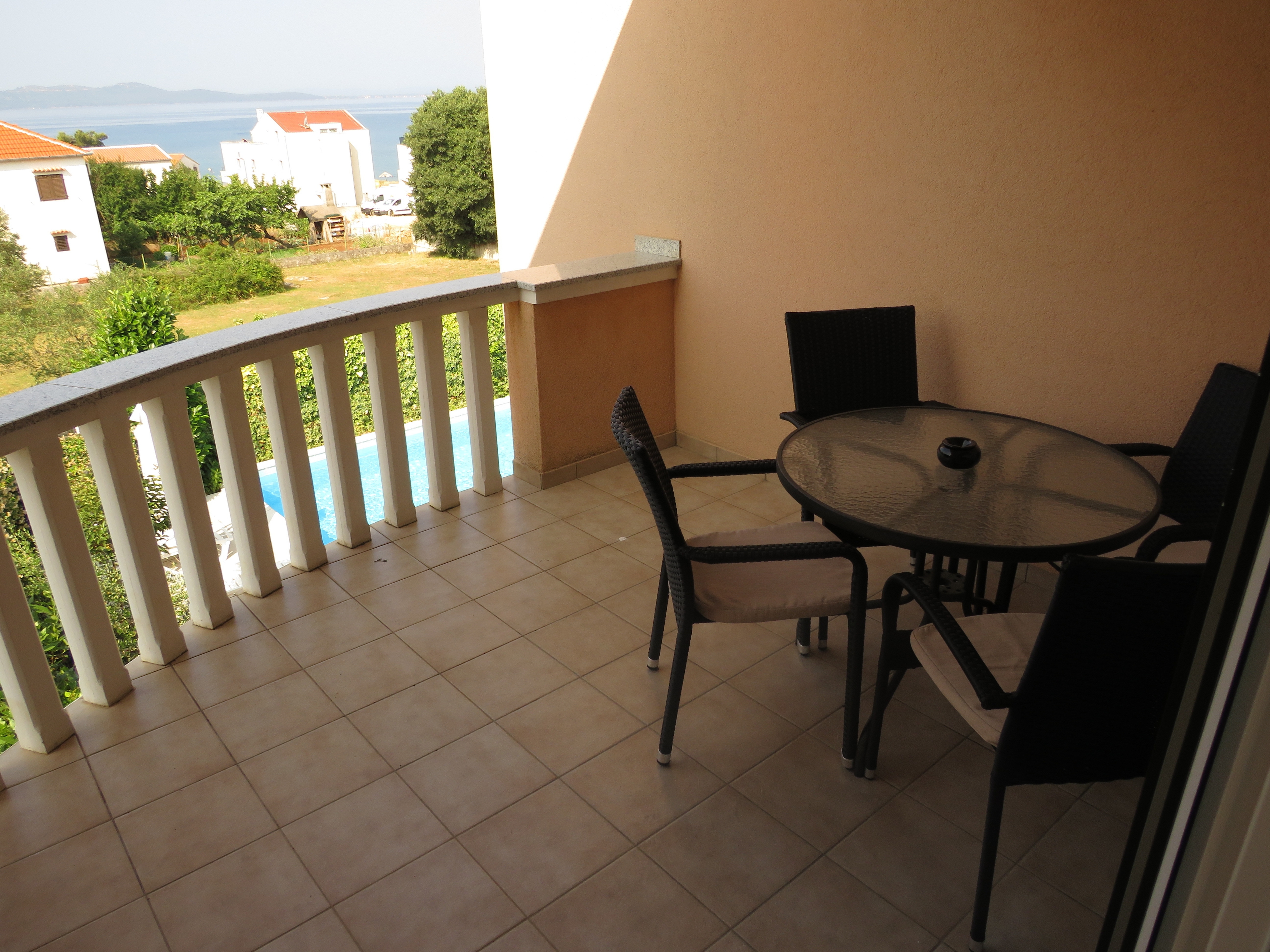 Two bedroom apartment with terrace and sea view Zadar - Diklo, Zadar  A-d