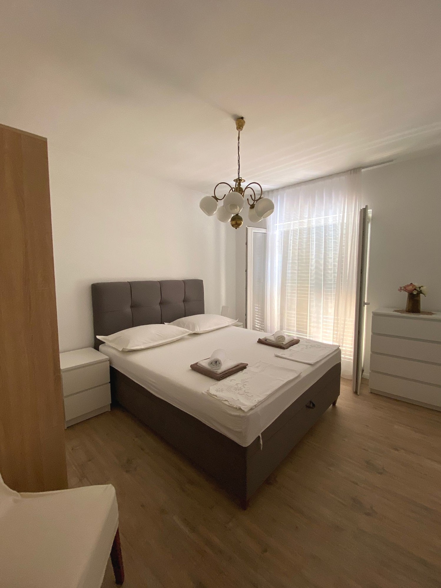 Four bedroom apartment near beach Sućuraj, Hvar  A-a