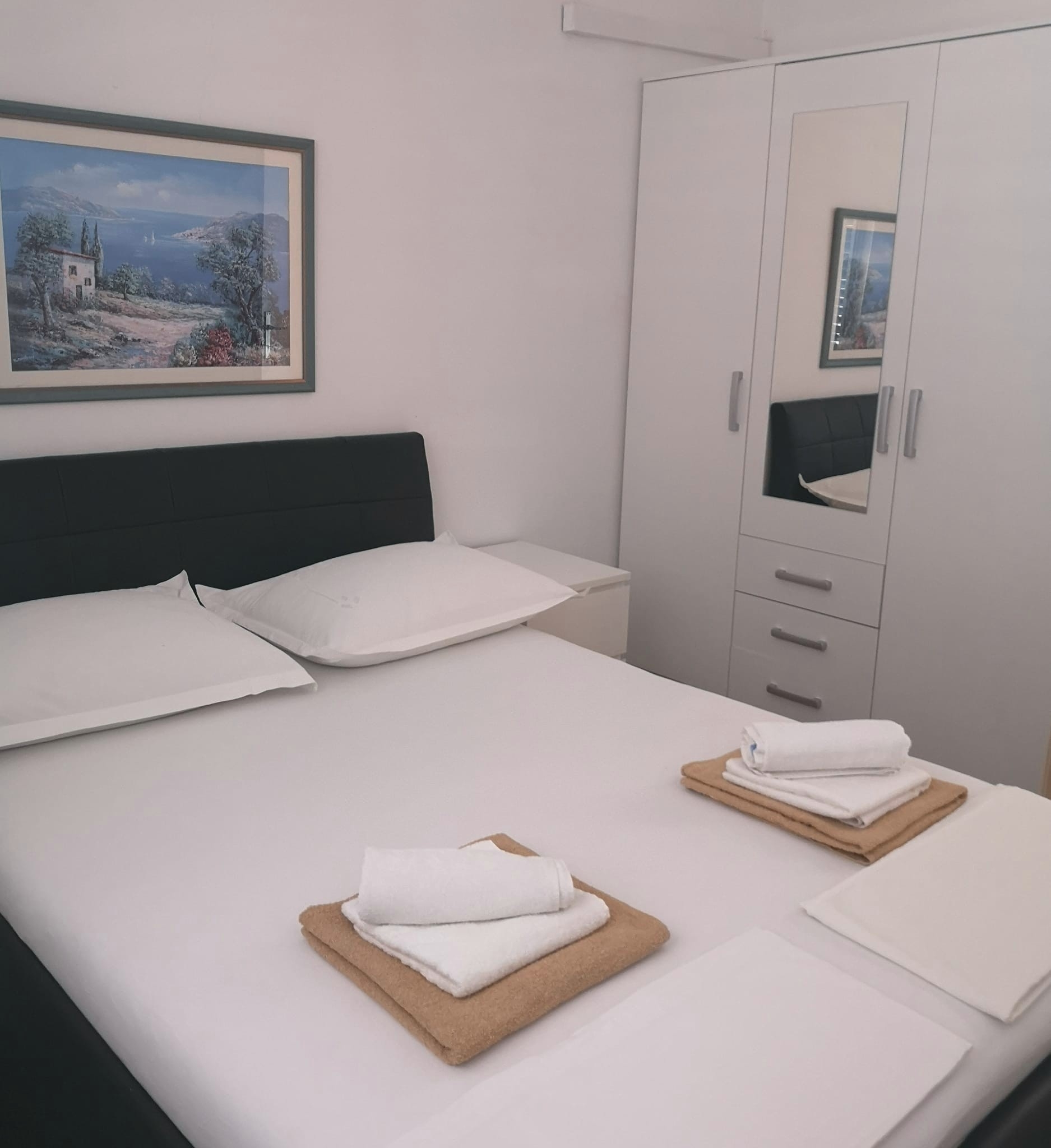 Four bedroom apartment near beach Sućuraj, Hvar  A-a