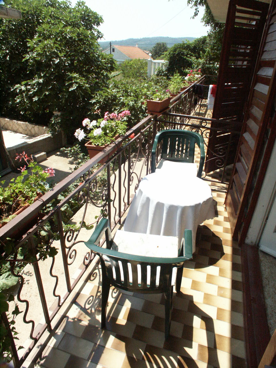 Four bedroom apartment near beach Sućuraj, Hvar  A-b