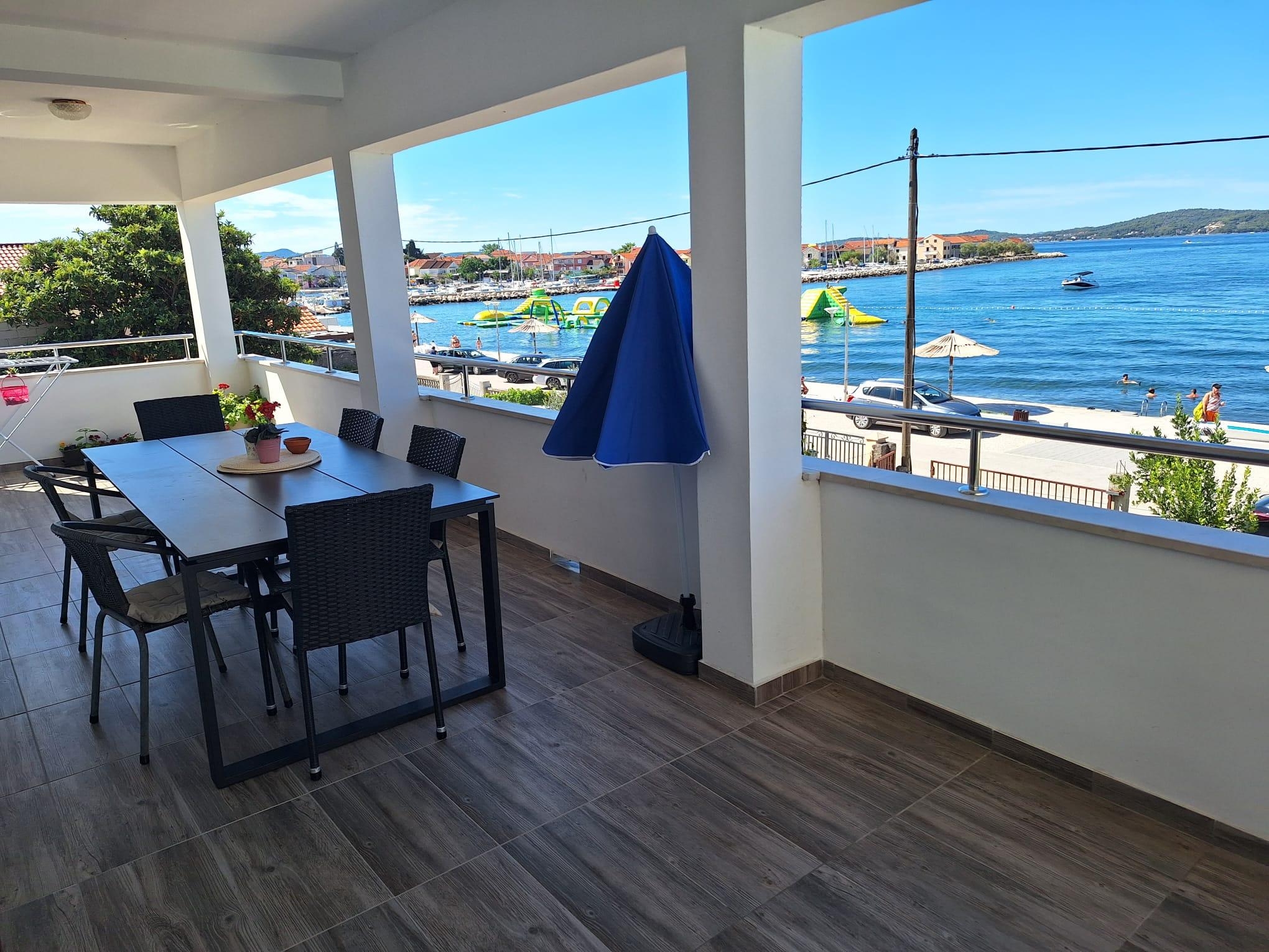 Two bedroom apartment near beach Bibinje, Zadar (A-5780-a)
