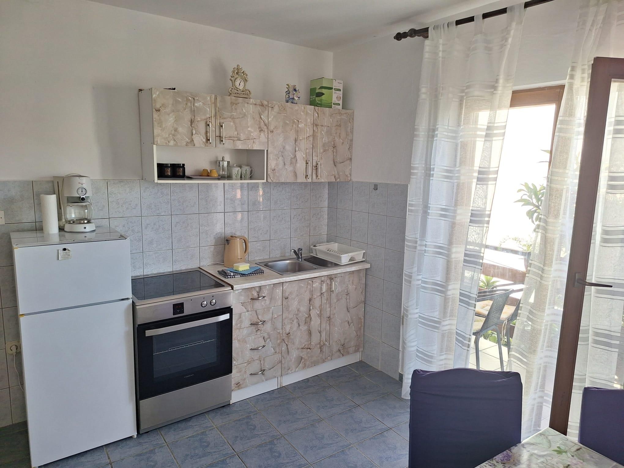 One bedroom apartment near beach Bibinje, Zadar (A-5780-b)