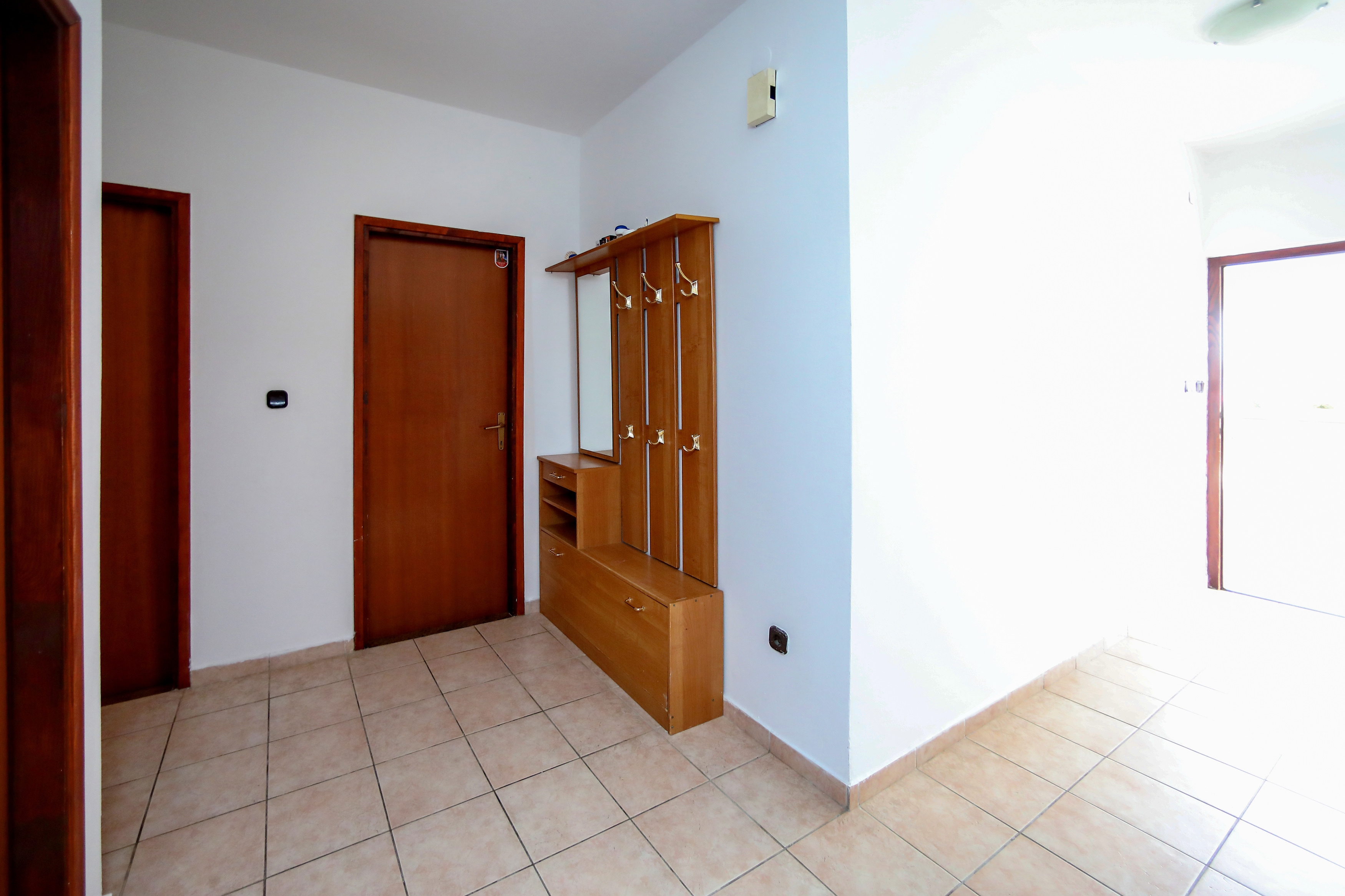 Three bedroom apartment near beach Bibinje, Zadar  A-d