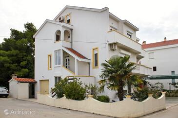 Property Zadar - Diklo, Zadar, Property 5781 - Apartments near sea with pebble beach.