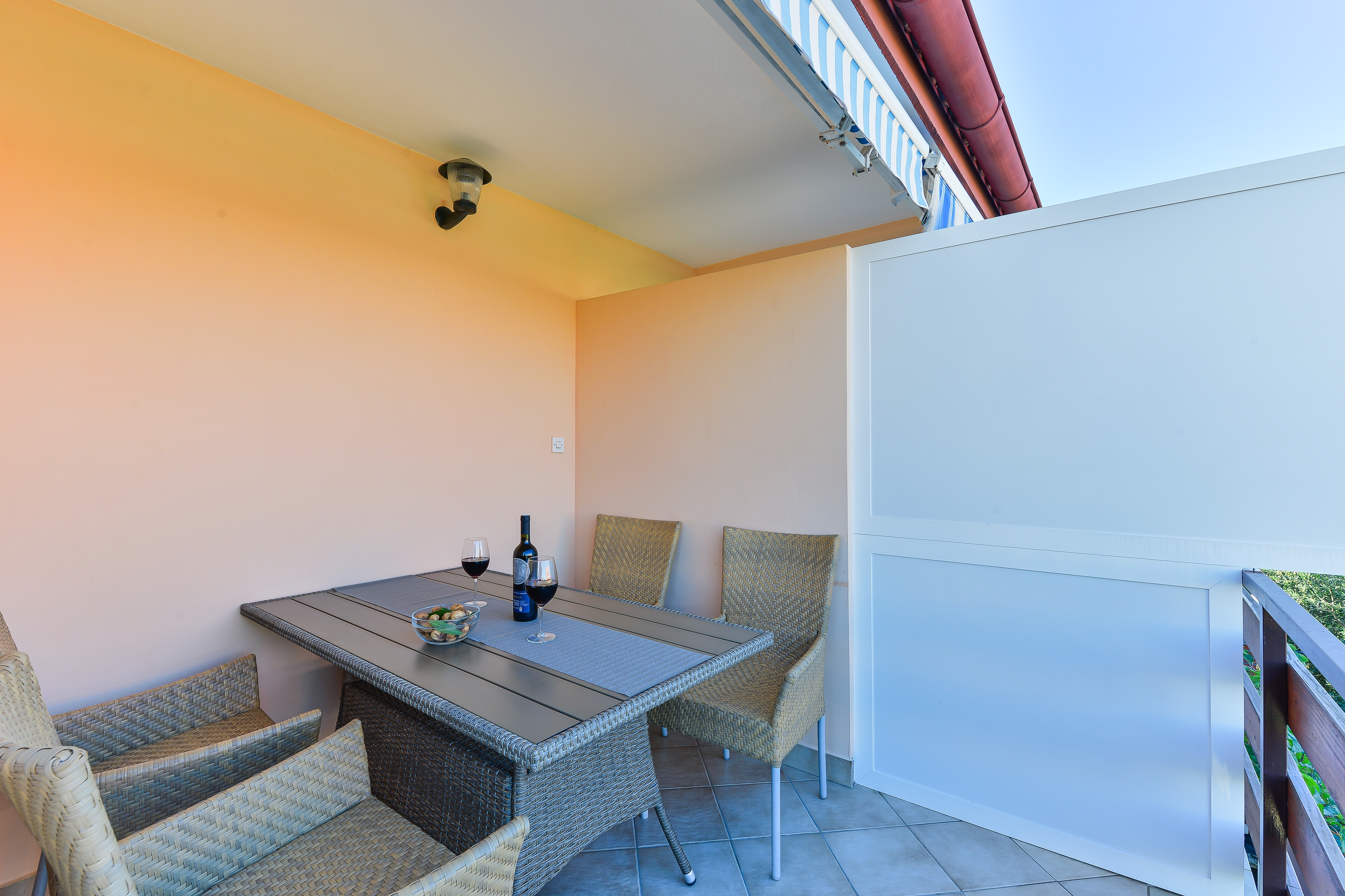 One bedroom apartment with balcony and sea view Bibinje, Zadar  A-a