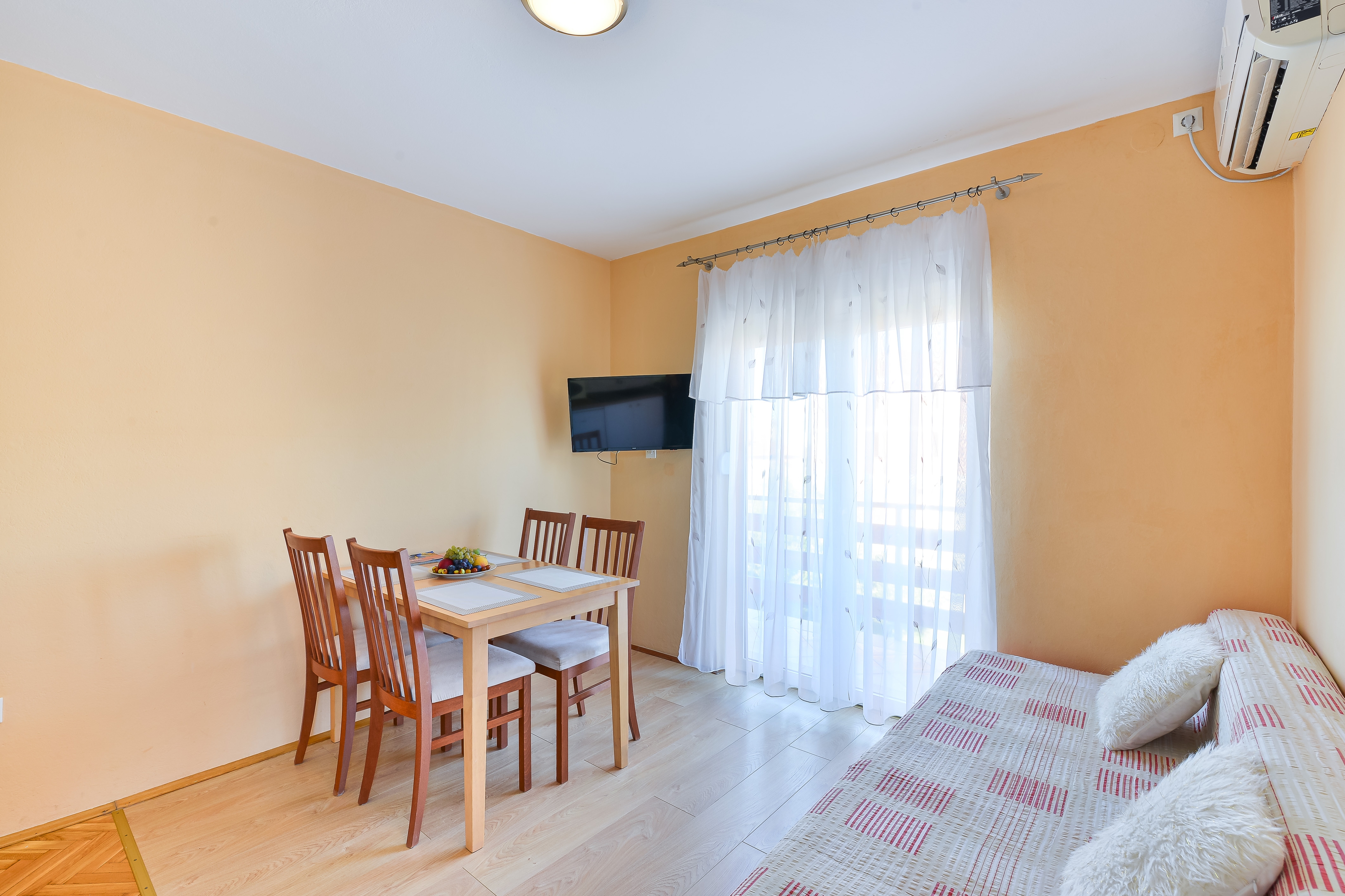 One bedroom apartment with balcony and sea view Bibinje, Zadar (A-5786-a) One bedroom apartment with balcony and sea view Bibinje, Zadar (A-5786-a)