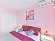 Ložnice Bibinje, Ložnice v ubytování typu apartment, s klimatizací a WiFi.