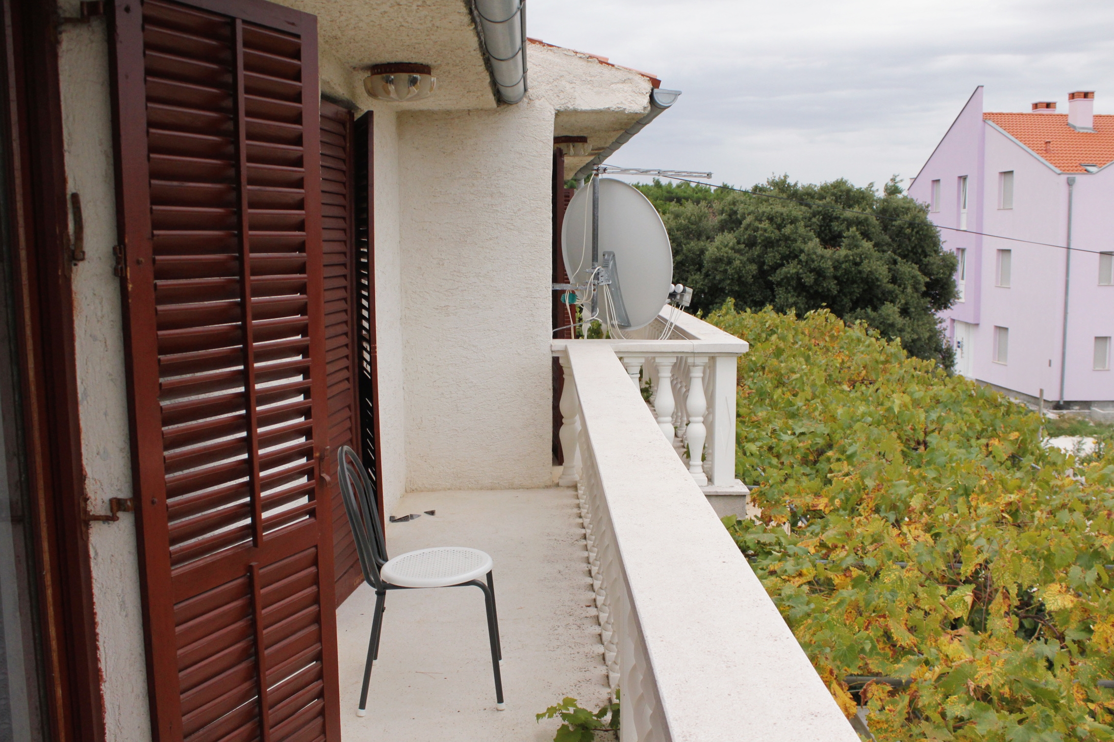 Four bedroom apartment with terrace and sea view Vrsi - Mulo, Zadar  A-a
