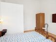 Vrsi - Mulo, Bedroom 1 in the apartment, (pet friendly) and WiFi.