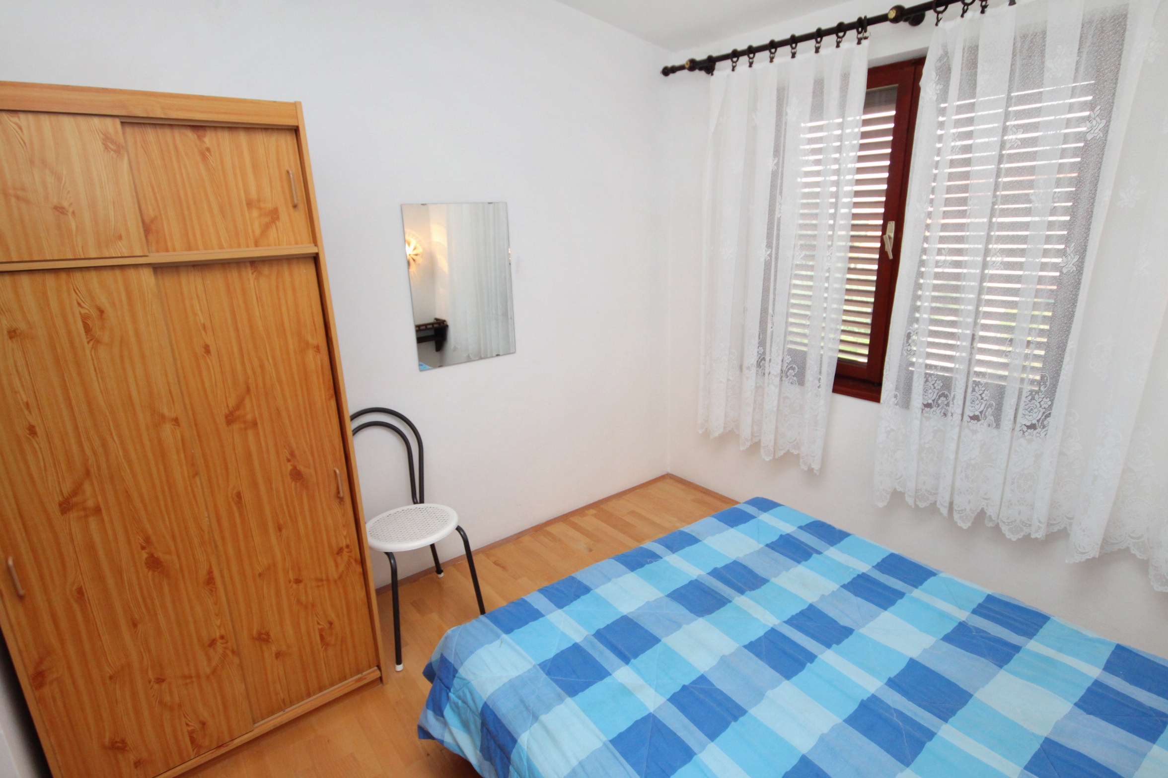 Four bedroom apartment with terrace and sea view Vrsi - Mulo, Zadar  A-a