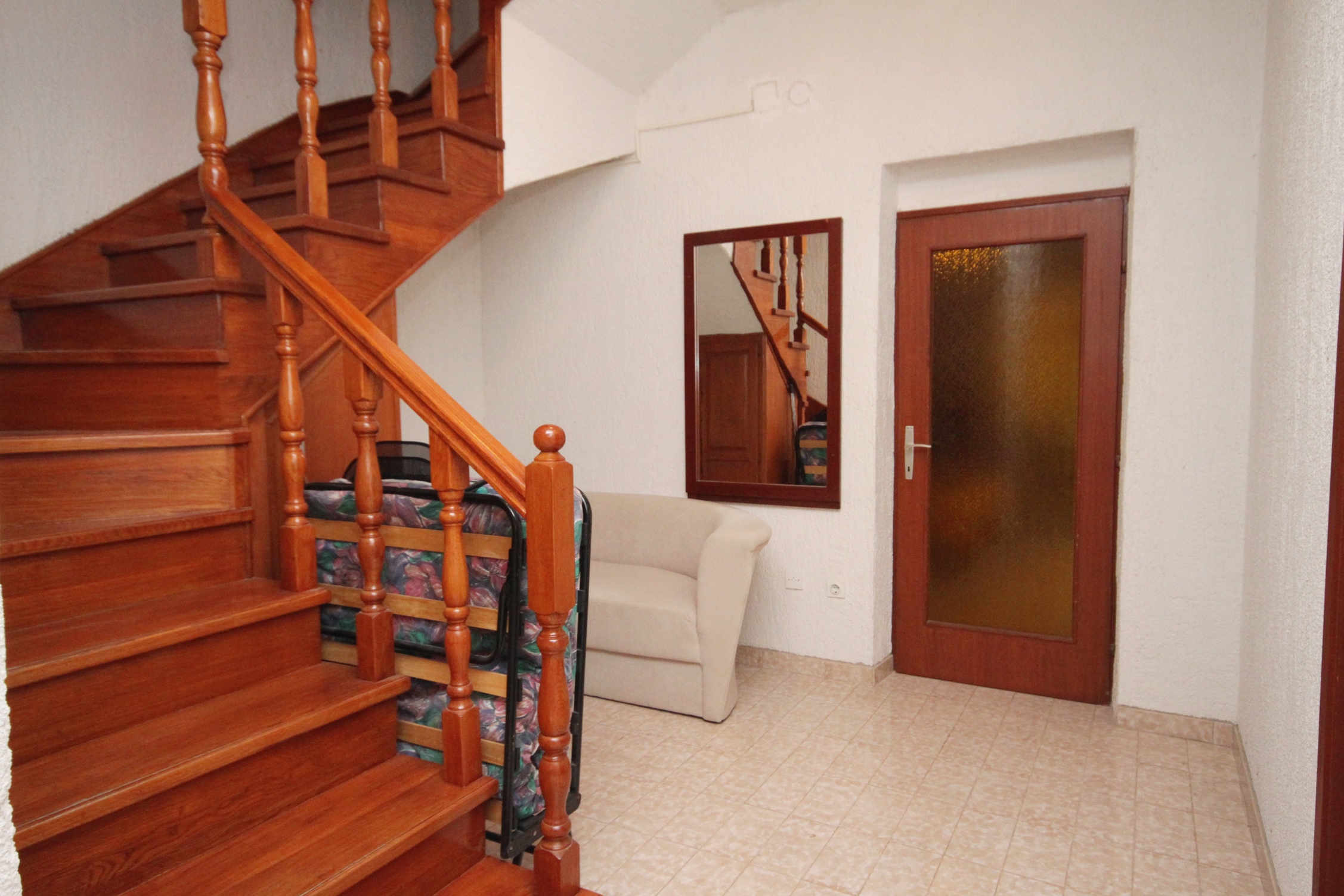 Four bedroom apartment with terrace and sea view Vrsi - Mulo, Zadar  A-a
