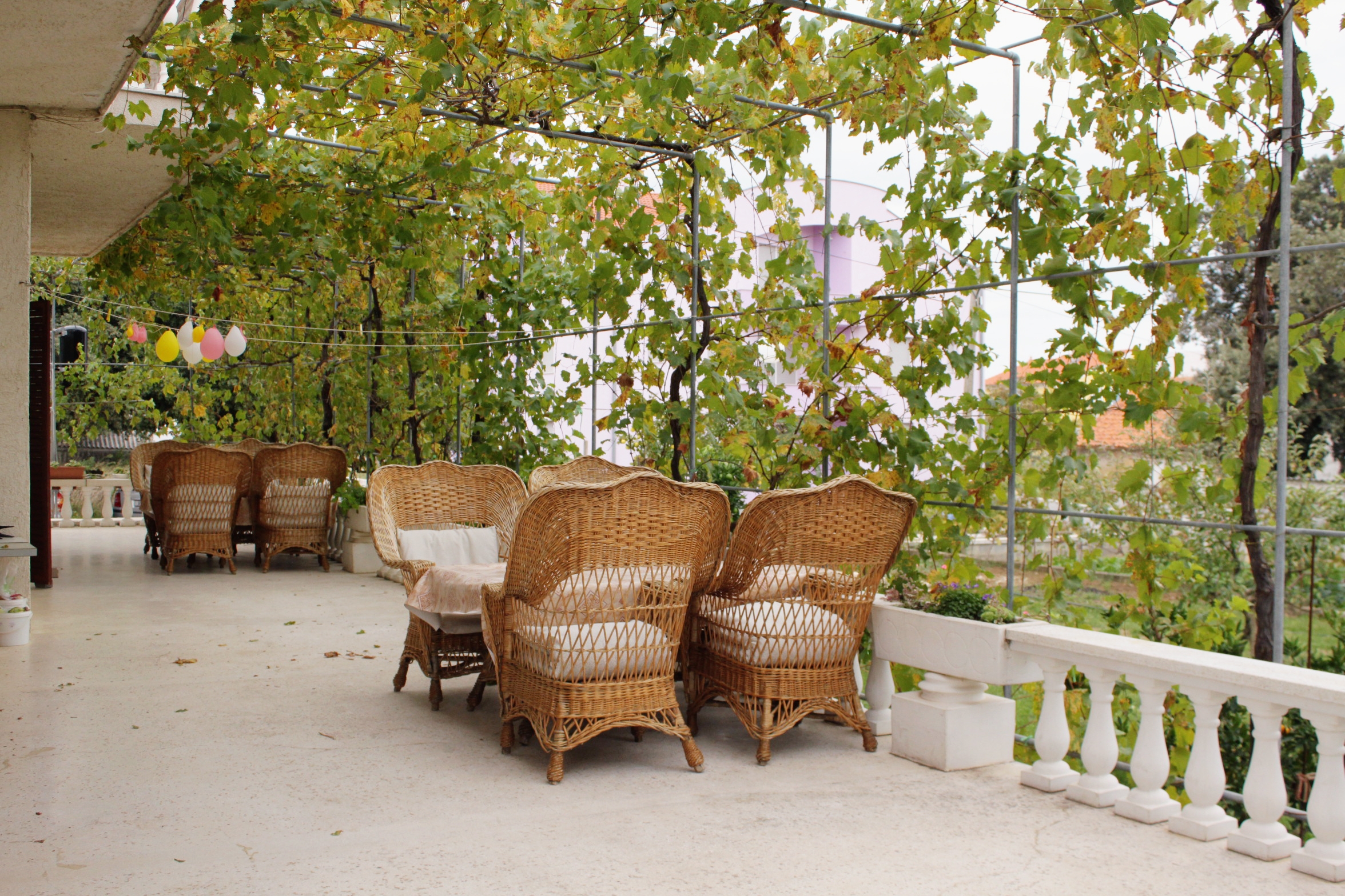 Four bedroom apartment with terrace and sea view Vrsi - Mulo, Zadar  A-a