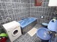 Bathroom 1 Vrsi - Mulo, Bathroom 1 in the apartment, (pet friendly) and WiFi.