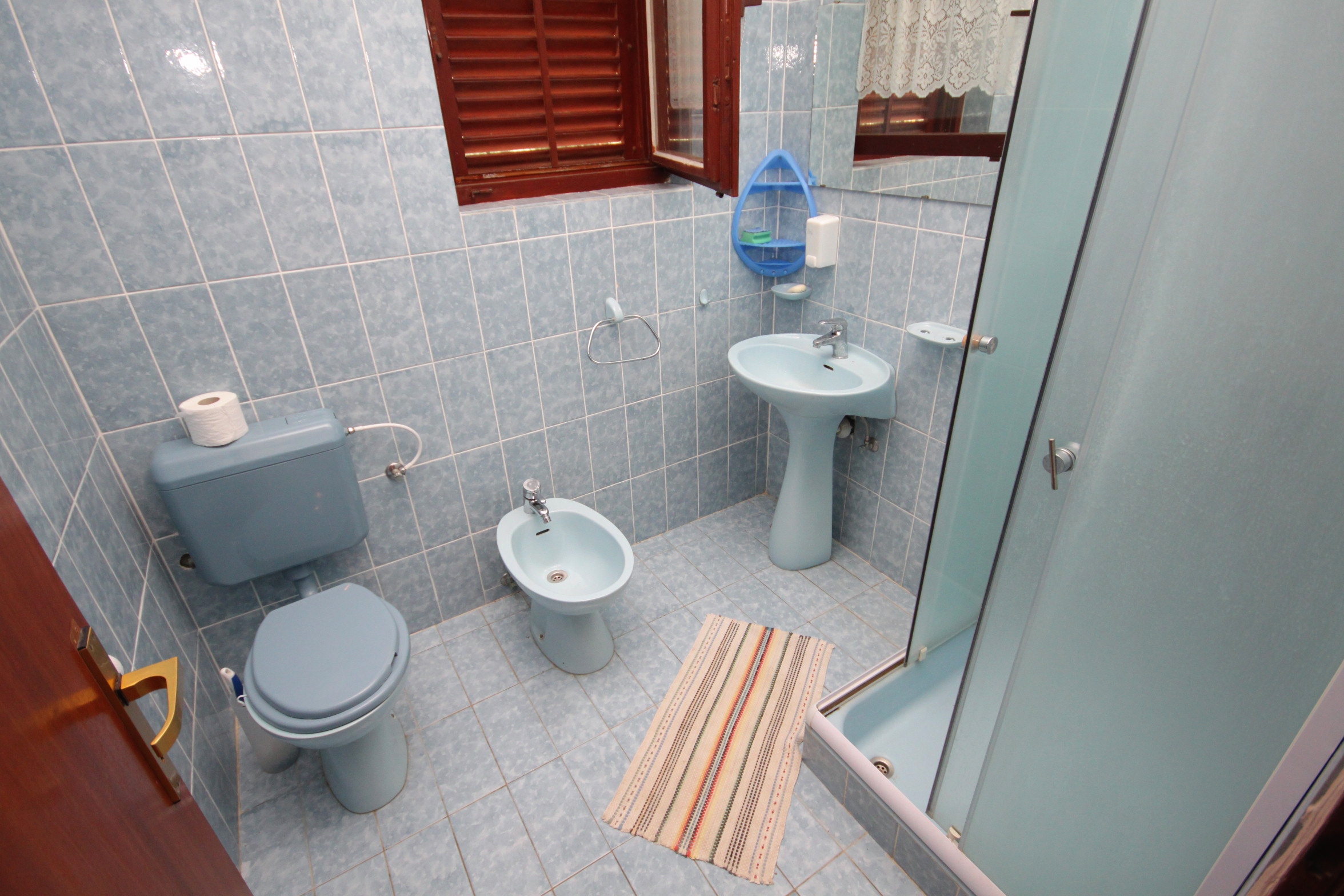 Four bedroom apartment with terrace and sea view Vrsi - Mulo, Zadar  A-b