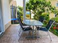 Zadar - Diklo, Terrace in the apartment, with a sea view and WiFi.