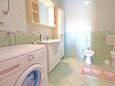 Nin, Bathroom in the apartment, (pet friendly) and WiFi.