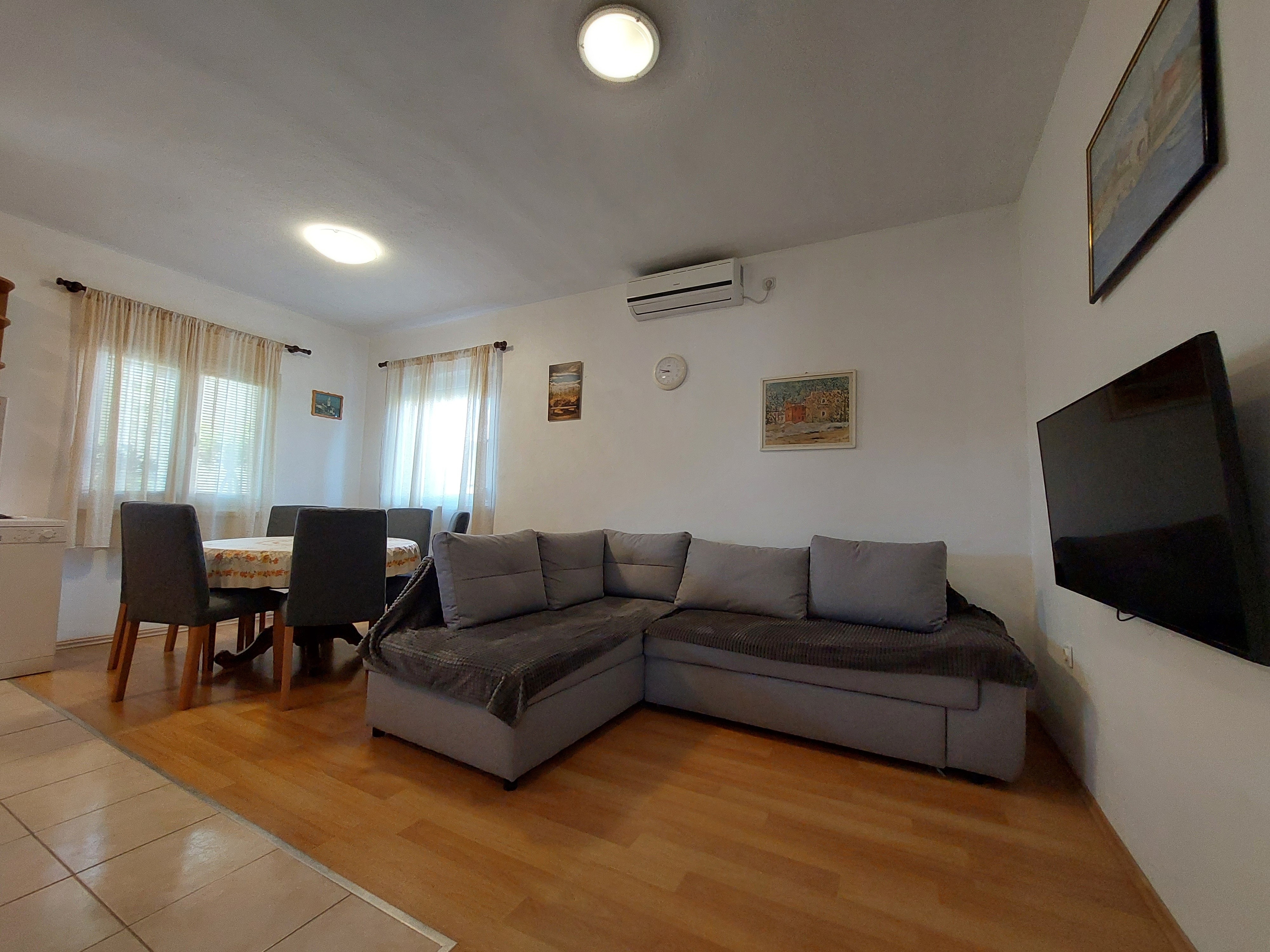Two bedroom apartment with terrace Nin (Zadar) (A-5797-a)