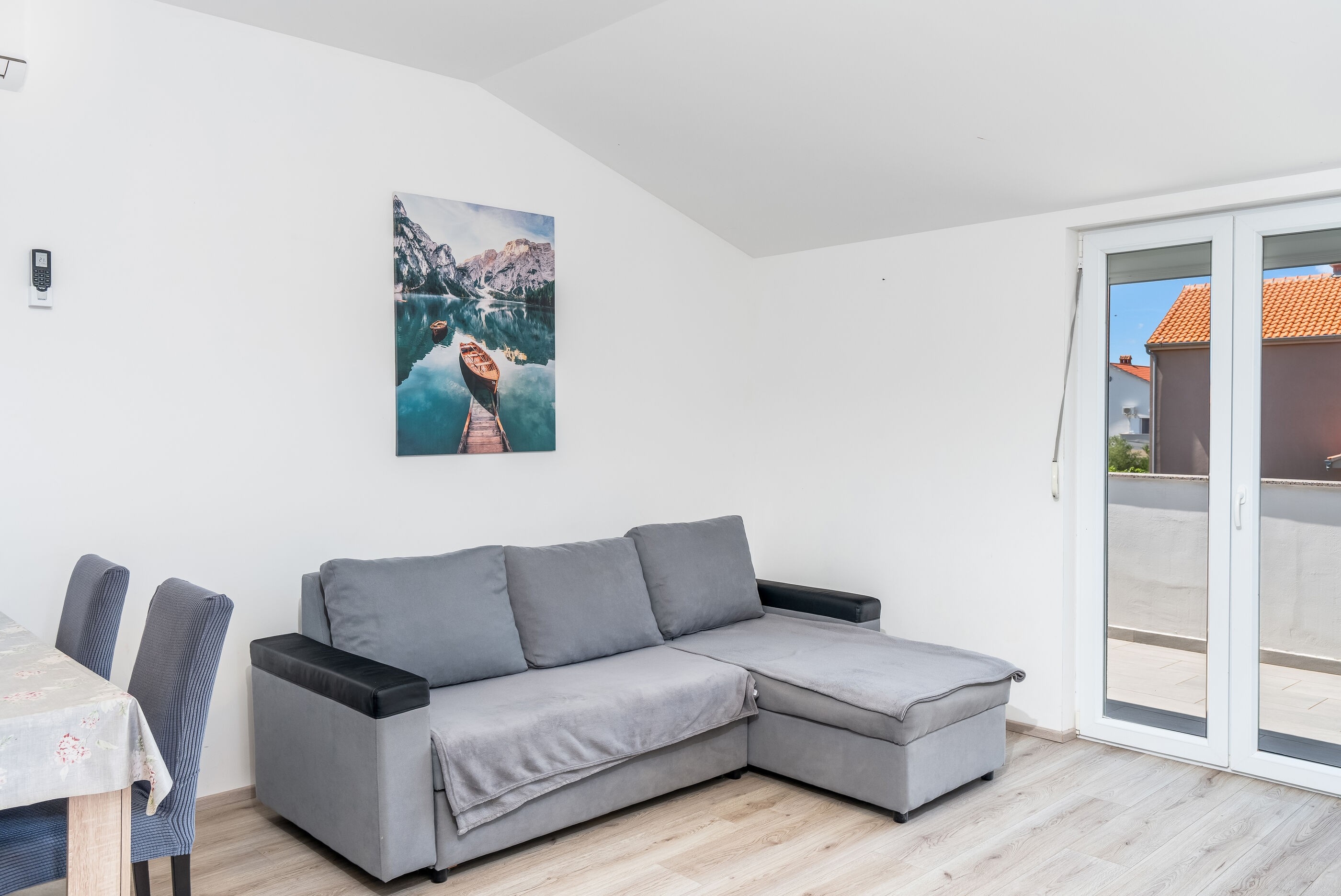 One bedroom apartment with terrace and sea view Nin, Zadar (A-5797-f) One bedroom apartment with terrace and sea view Nin, Zadar (A-5797-f)