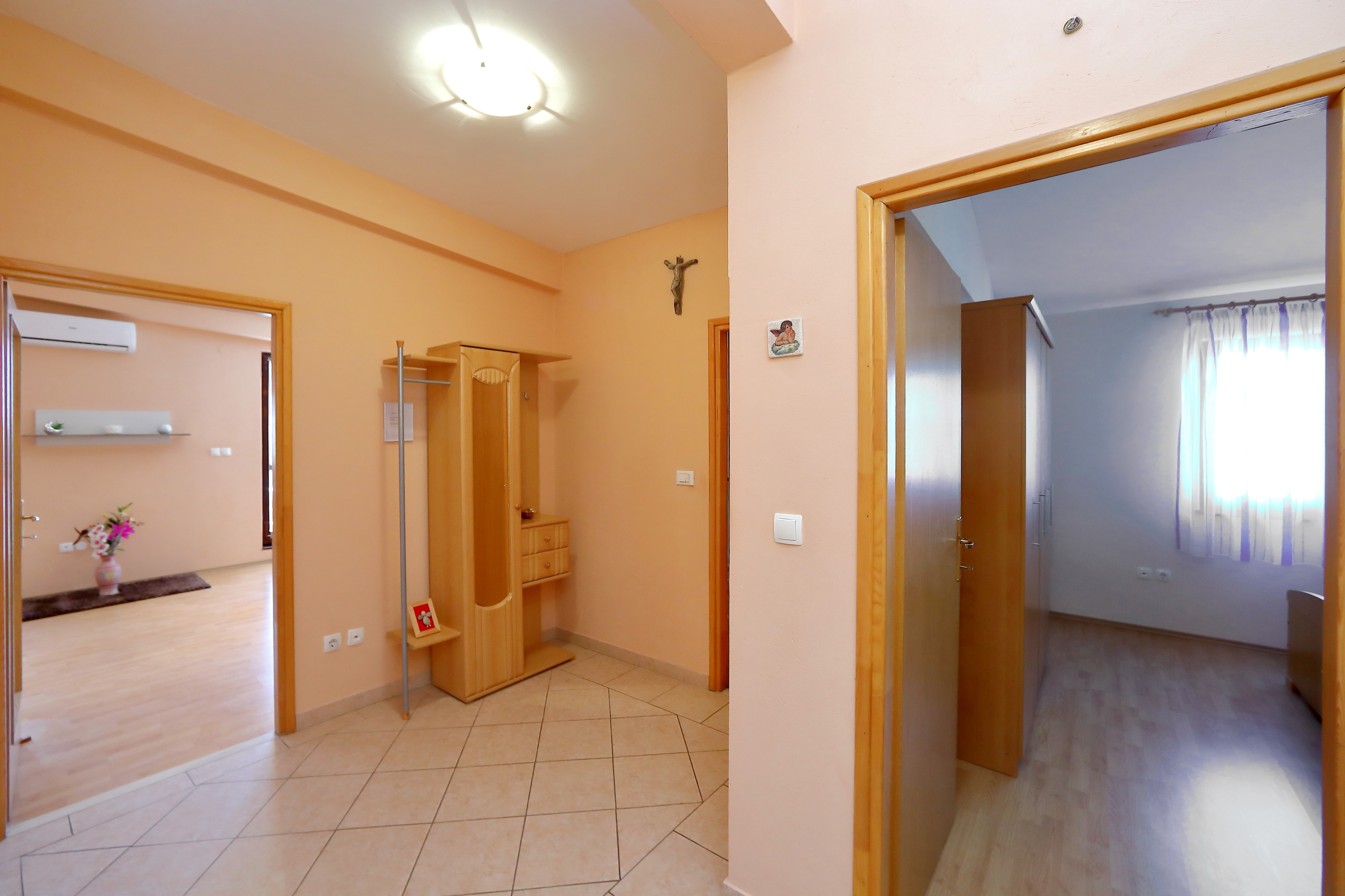 Two bedroom apartment with terrace Bibinje, Zadar  A-b