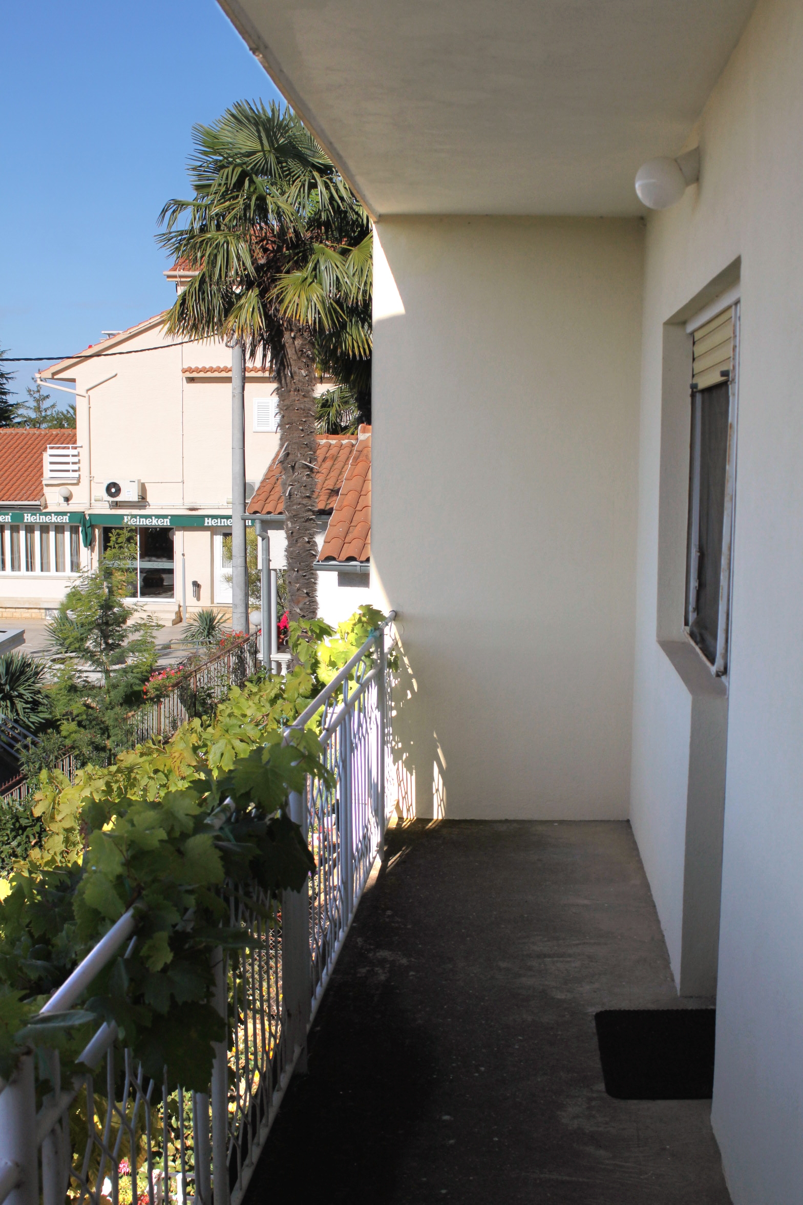 Two bedroom apartment with terrace and sea view Sukošan, Zadar  A-a