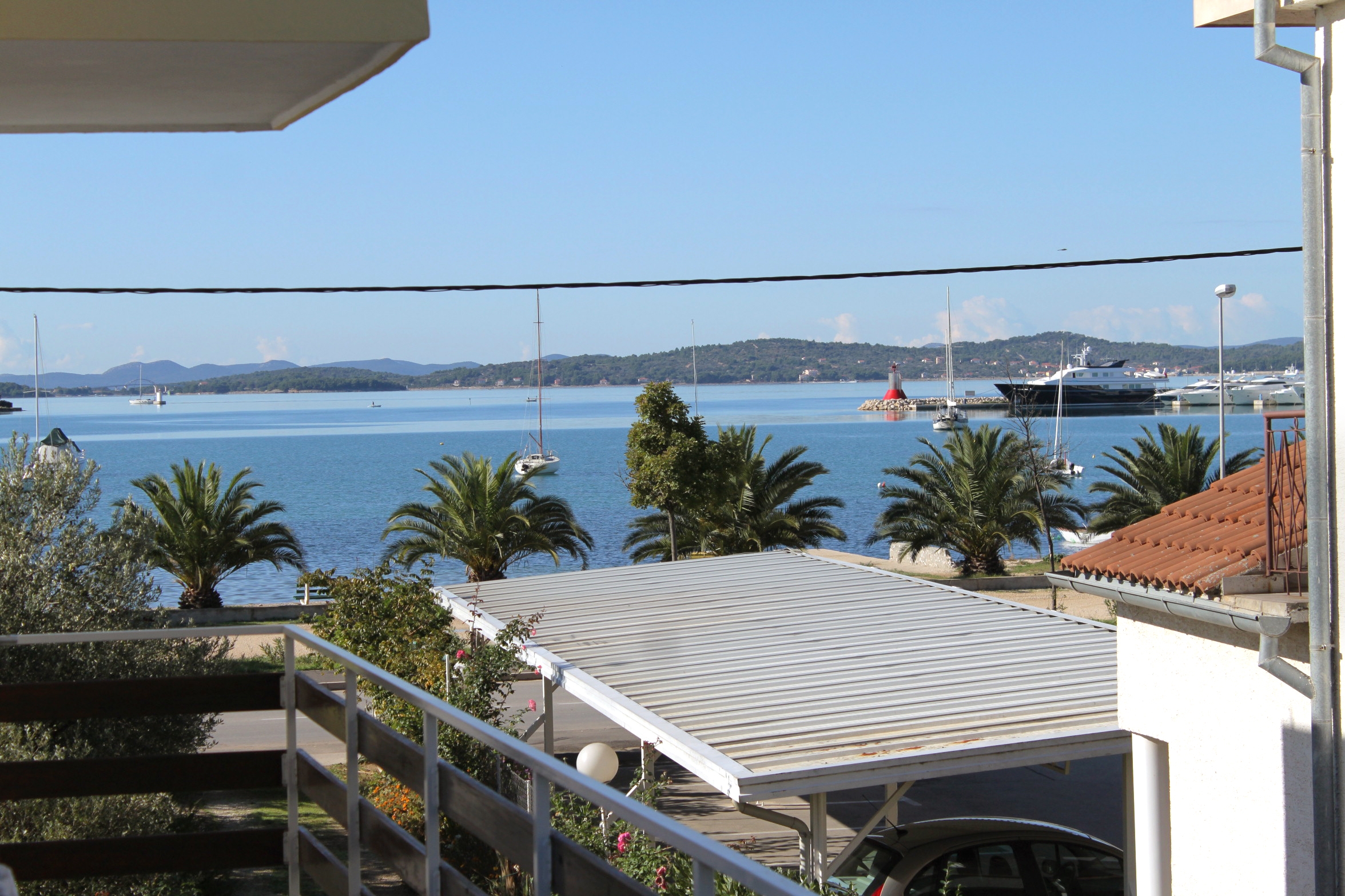 Two bedroom apartment with terrace and sea view Sukošan, Zadar  A-a