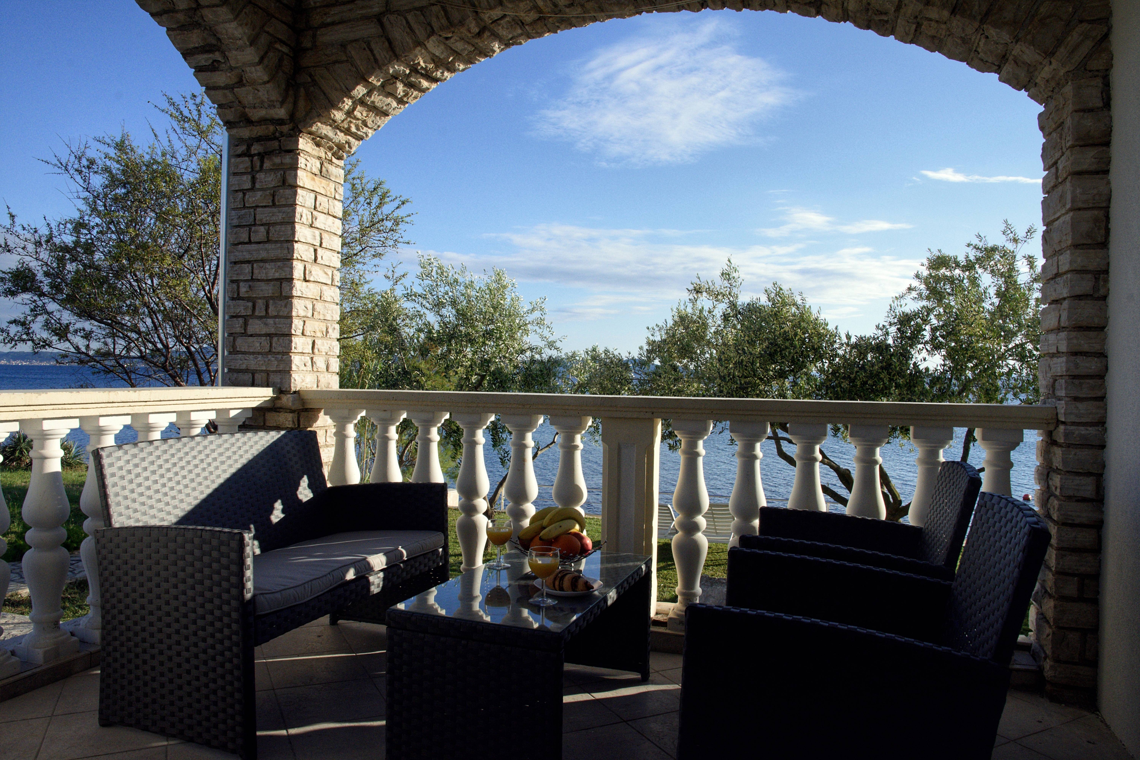 One bedroom apartment near beach Kožino, Zadar  A-a