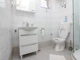 Ванная комната Nin, Ванная комната в размещении типа apartment, WiFi.
